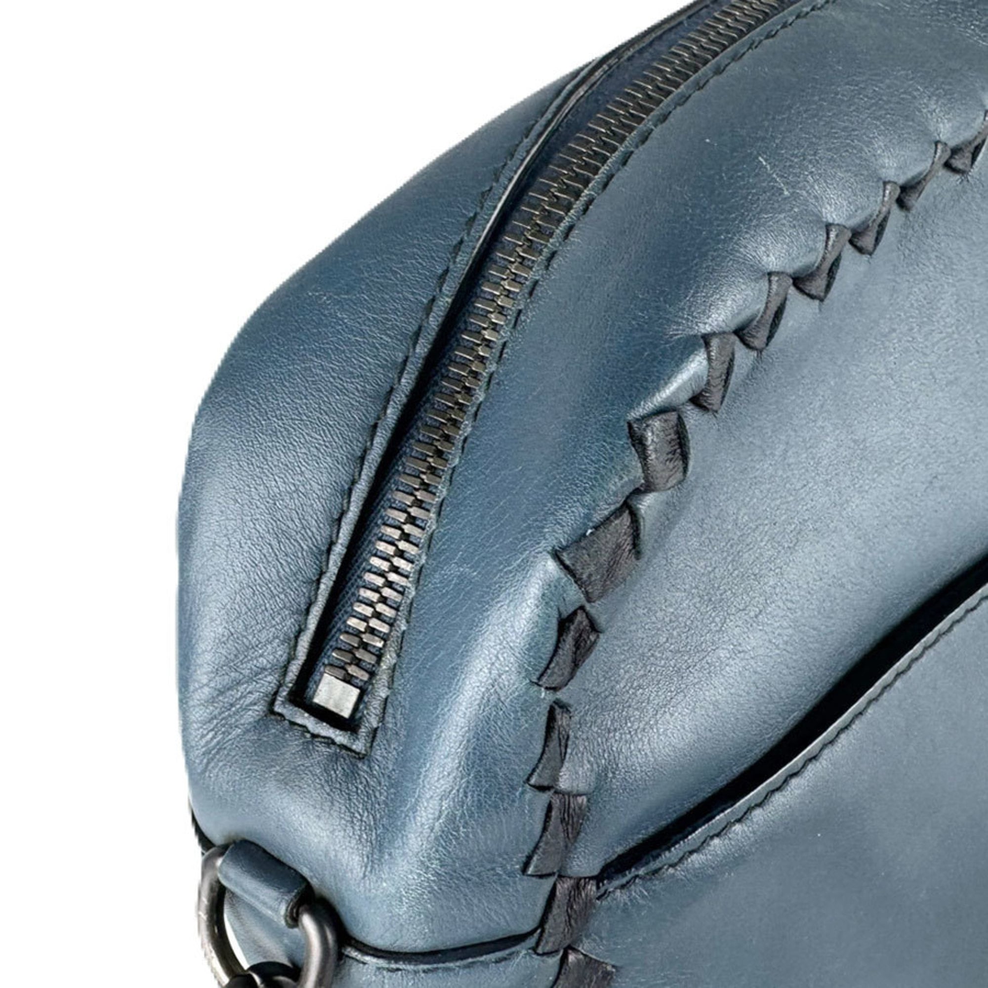 Bottega Veneta Black Dark Blue Leather Shoulder Bag (Pre-Owned)
