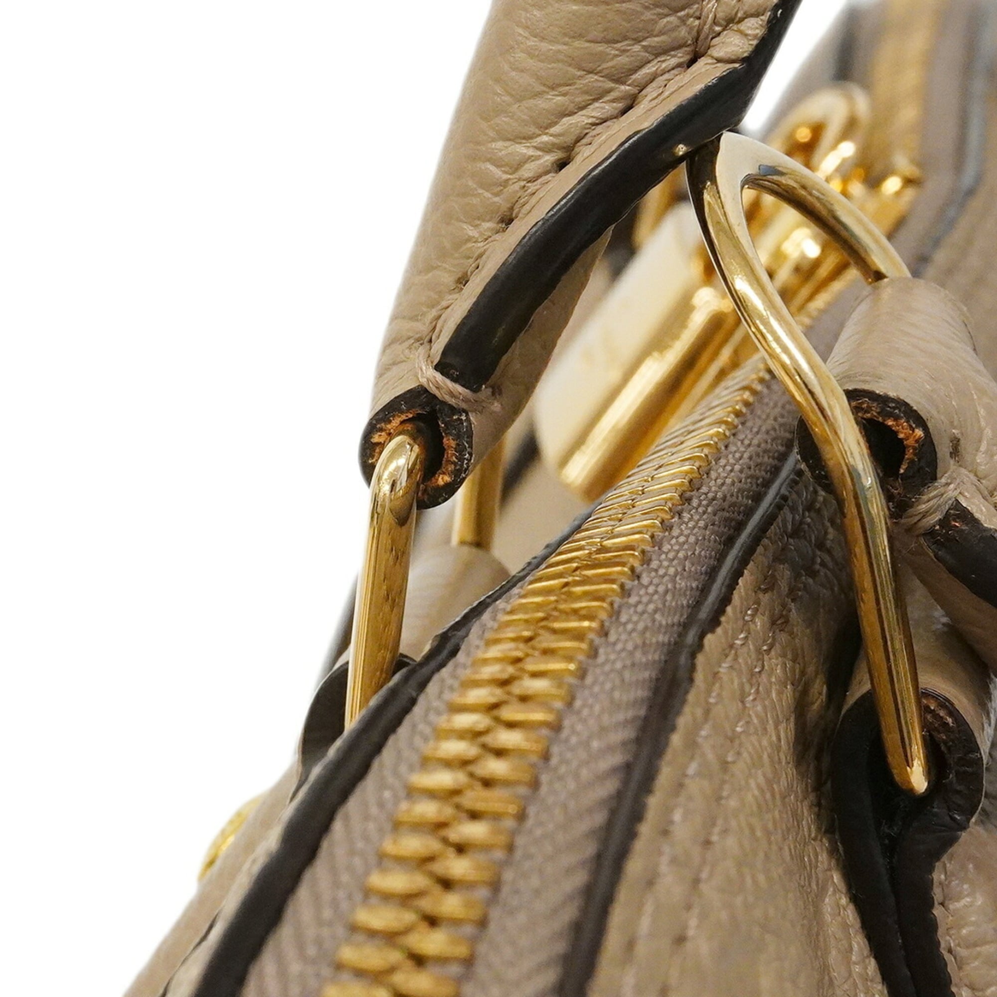 Louis Vuitton Tourterelle Handbag (Pre-Owned)