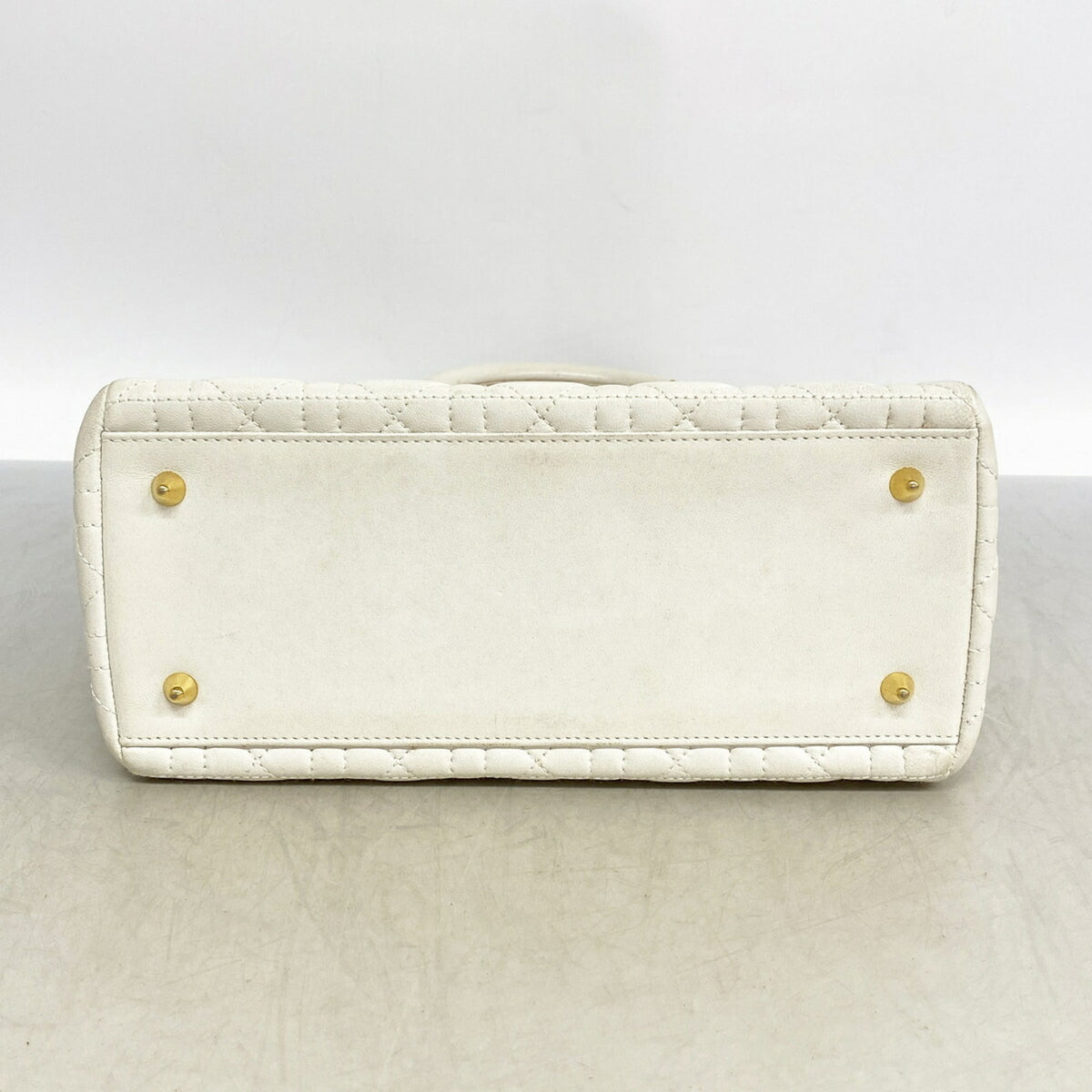 Christian Dior White Leather Handbag (Pre-Owned)