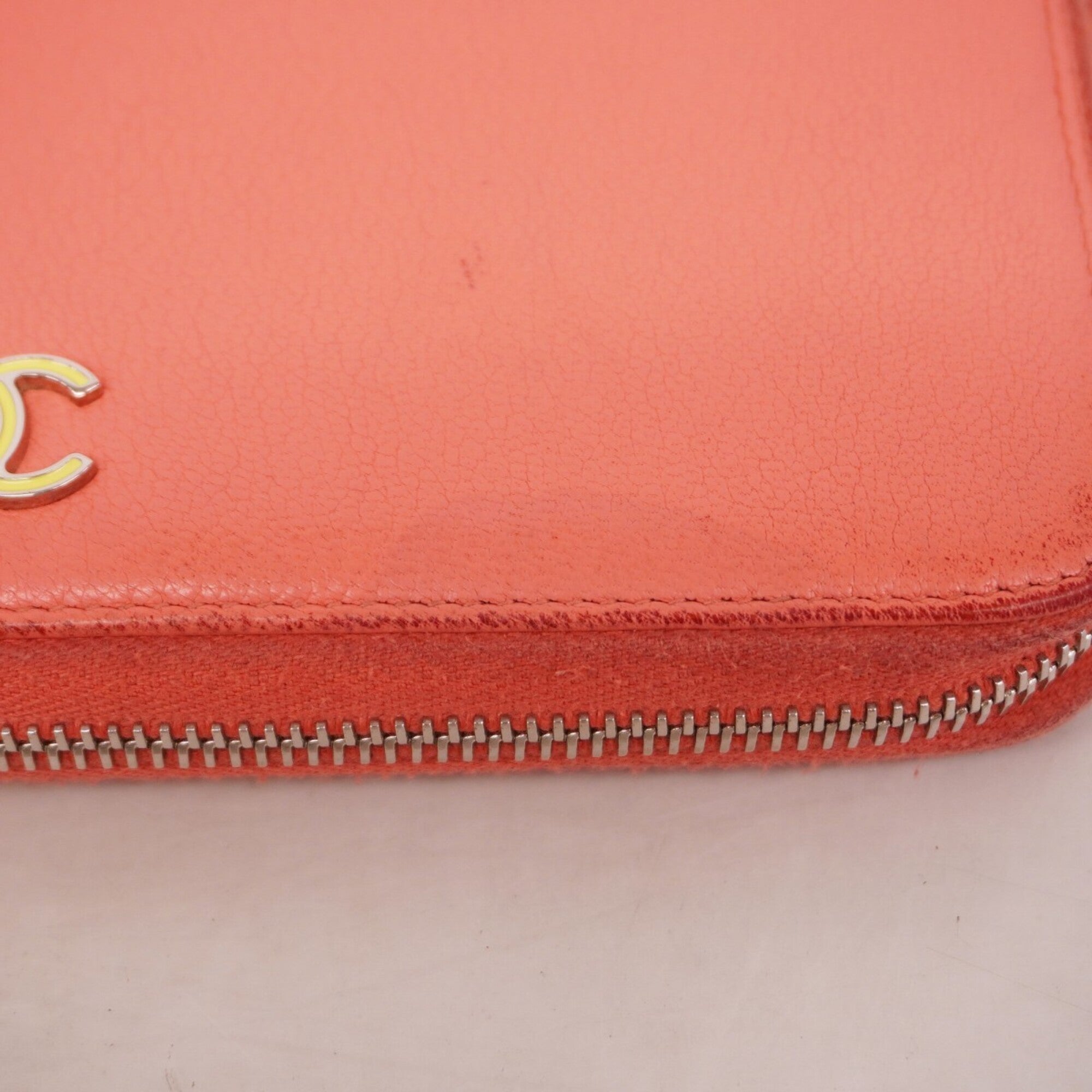 Chanel Pink Leather Long Wallet (Bi-Fold) (Pre-Owned)