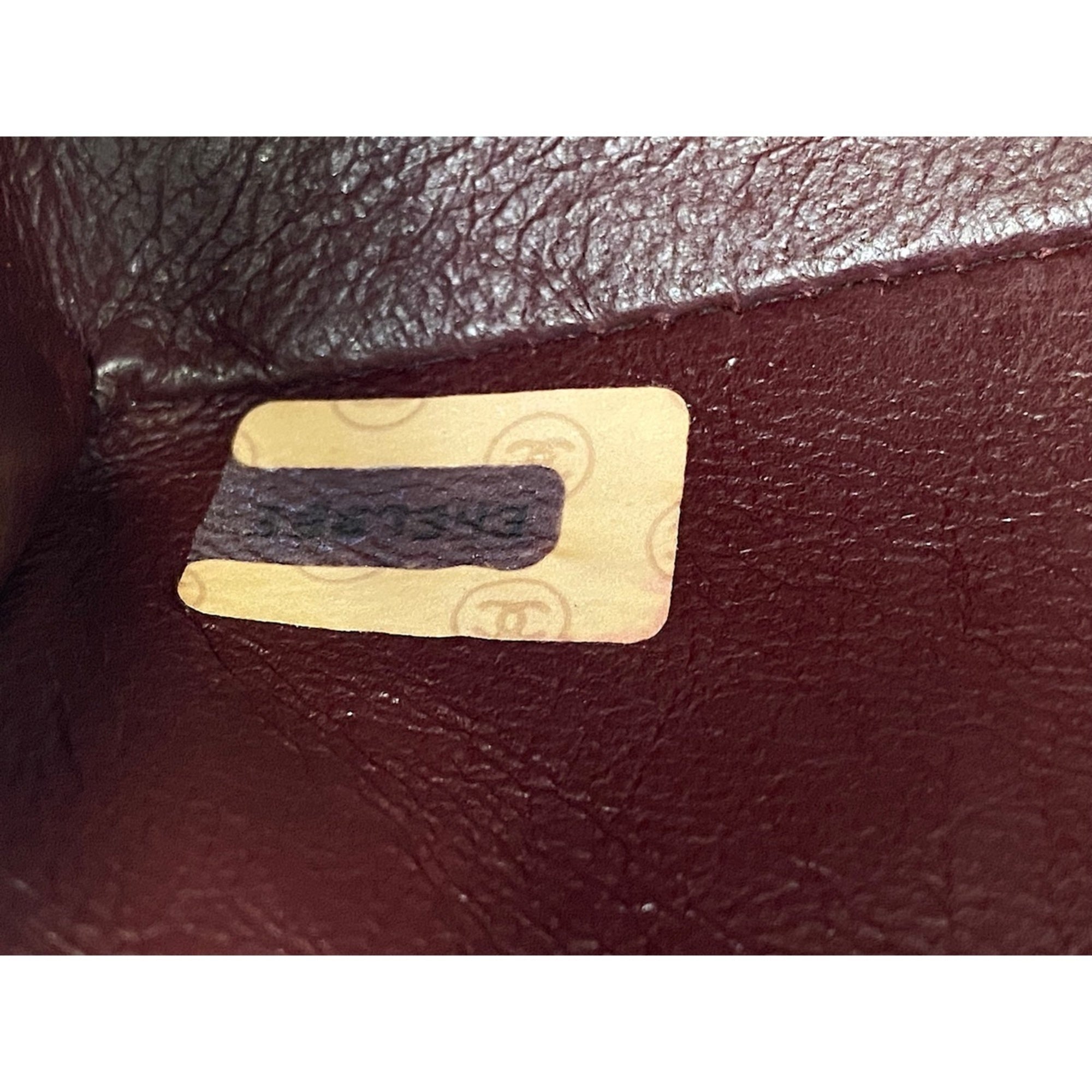 Chanel Black Shoulder Bag (Pre-Owned)