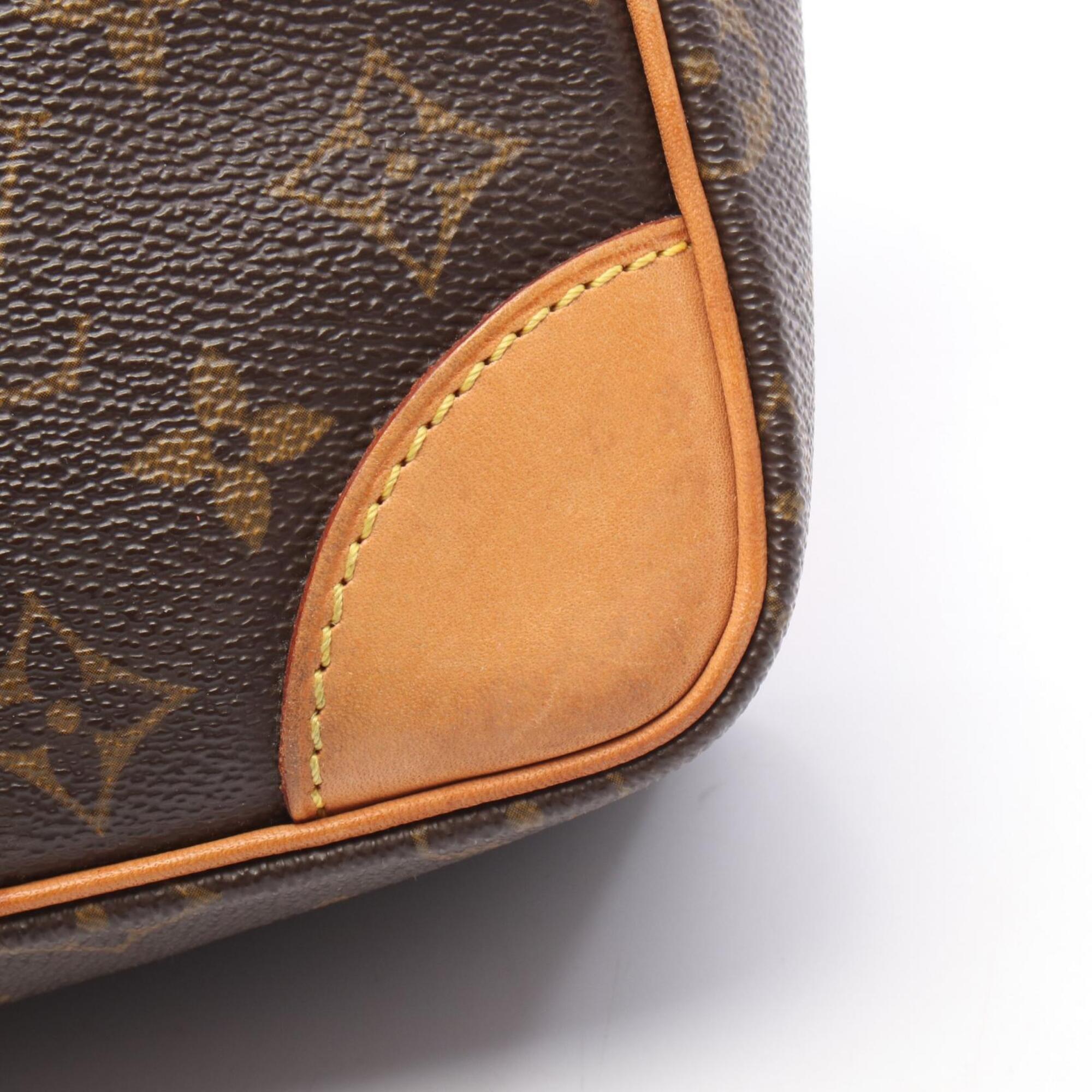 Louis Vuitton Brown Pvc Leather Handbag Shoulder Bag (Pre-Owned)