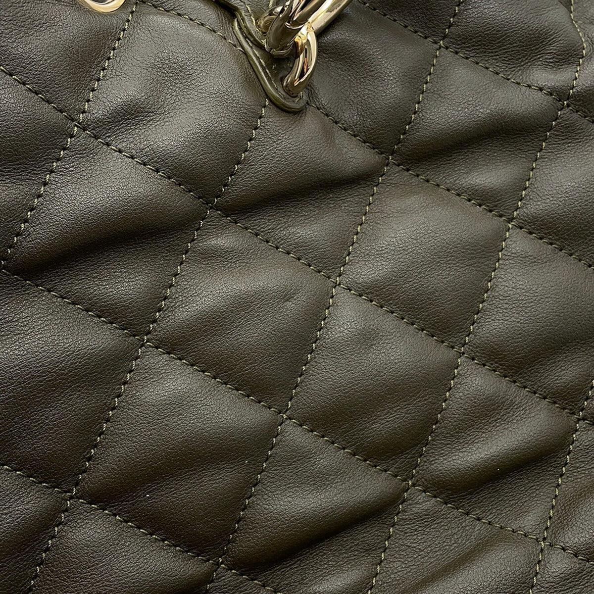Chanel Matelasse Khaki Leather Handbag (Pre-Owned)