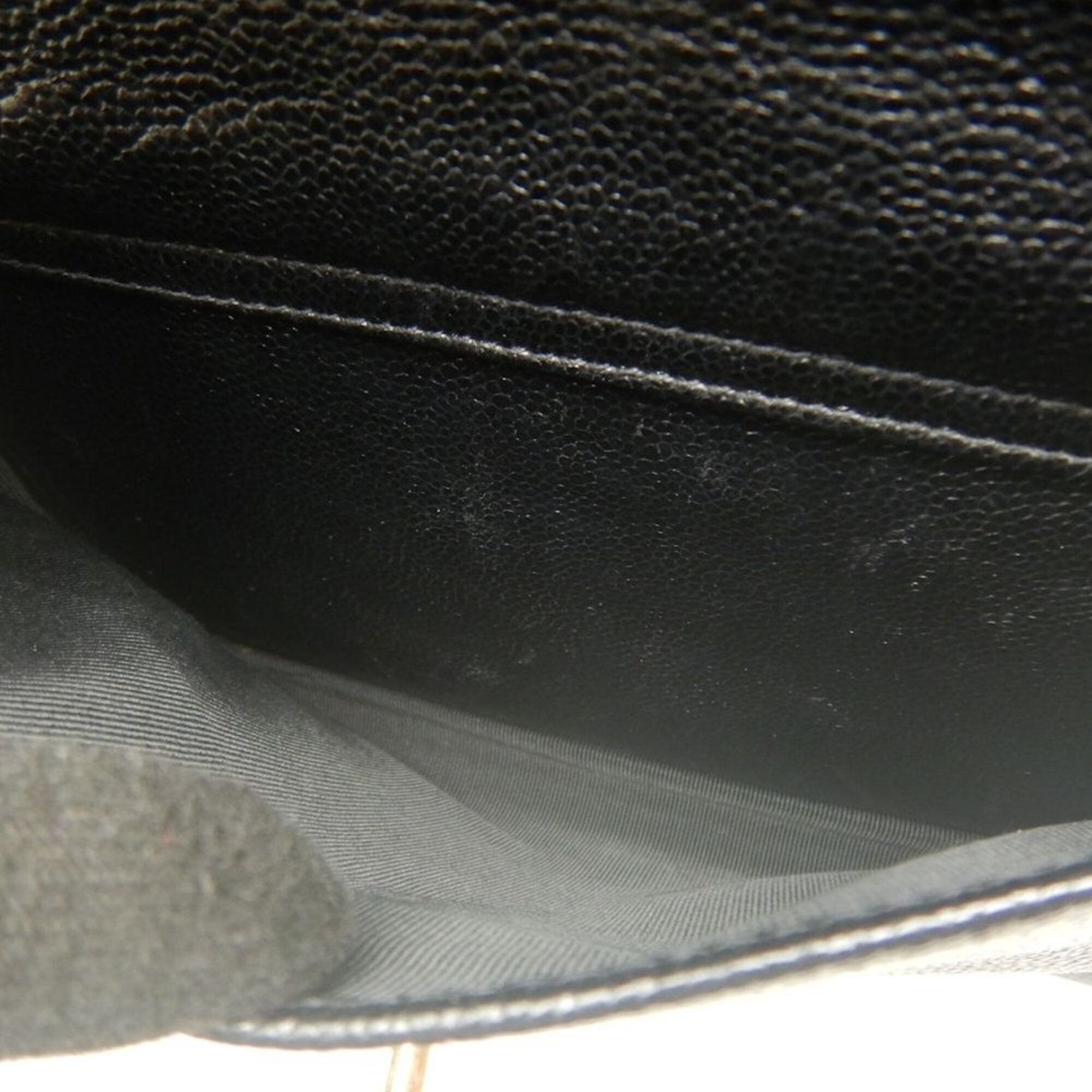 Chanel Black Grained Calfskin Shoulder Bag (Pre-Owned)