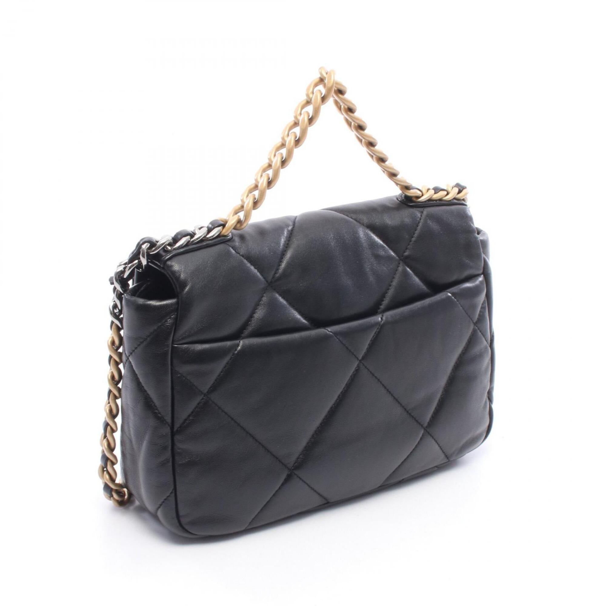 Chanel Black Leather Handbag Shoulder Bag (Pre-Owned)