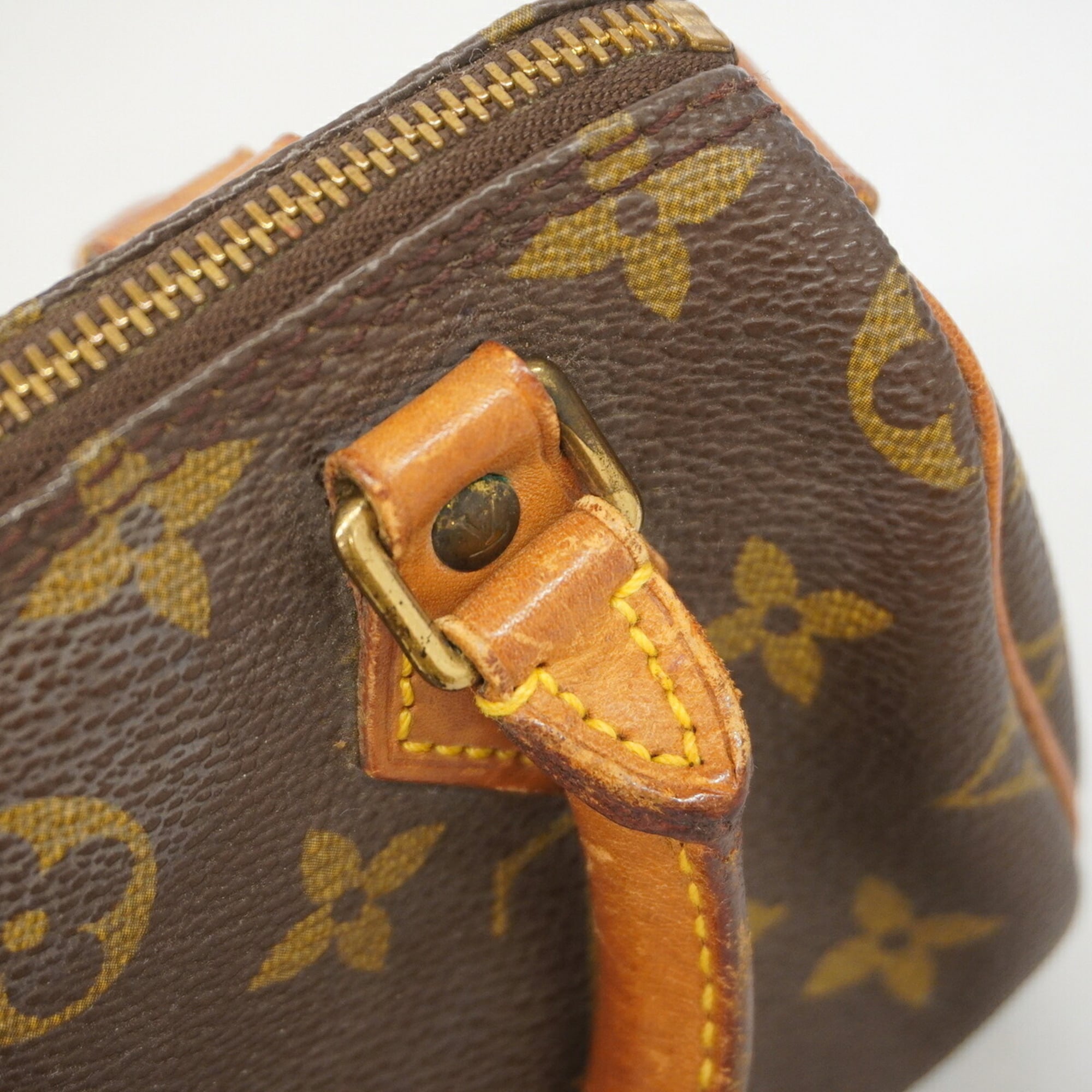 Louis Vuitton Brown Handbag (Pre-Owned)