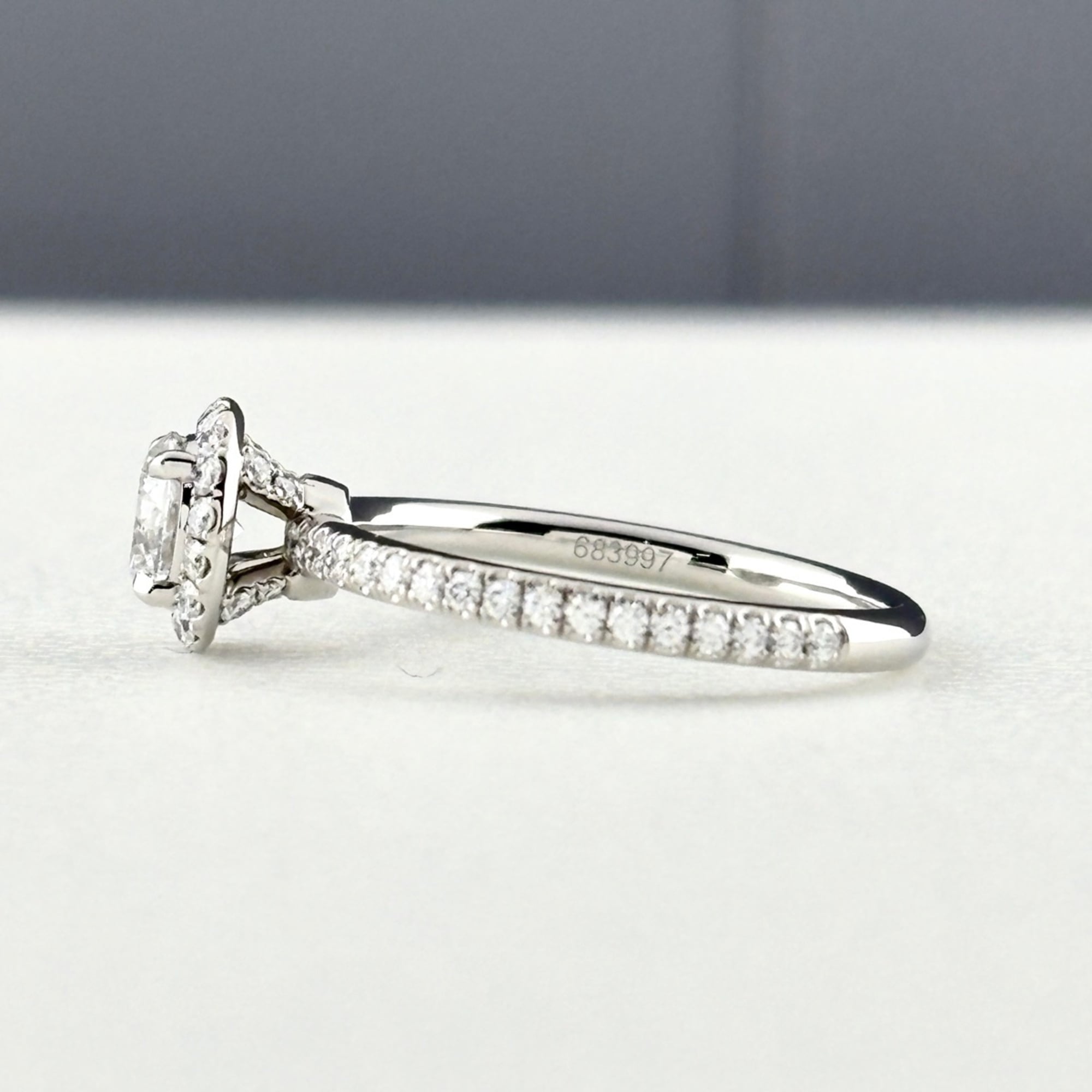 Harry Winston Silver Platinum 950 (Pre-Owned)