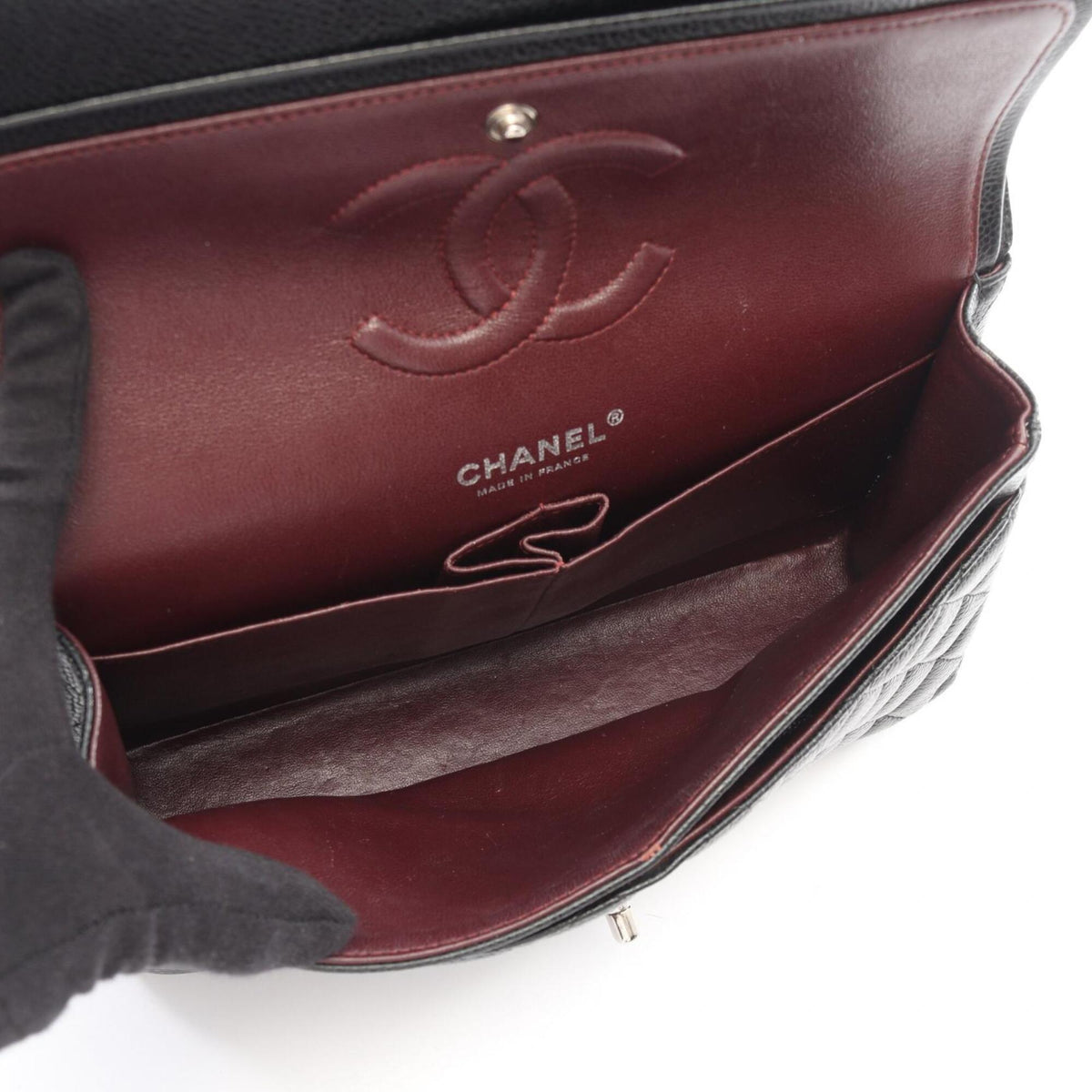 Chanel Black Grained Calfskin Handbag Shoulder Bag (Pre-Owned)
