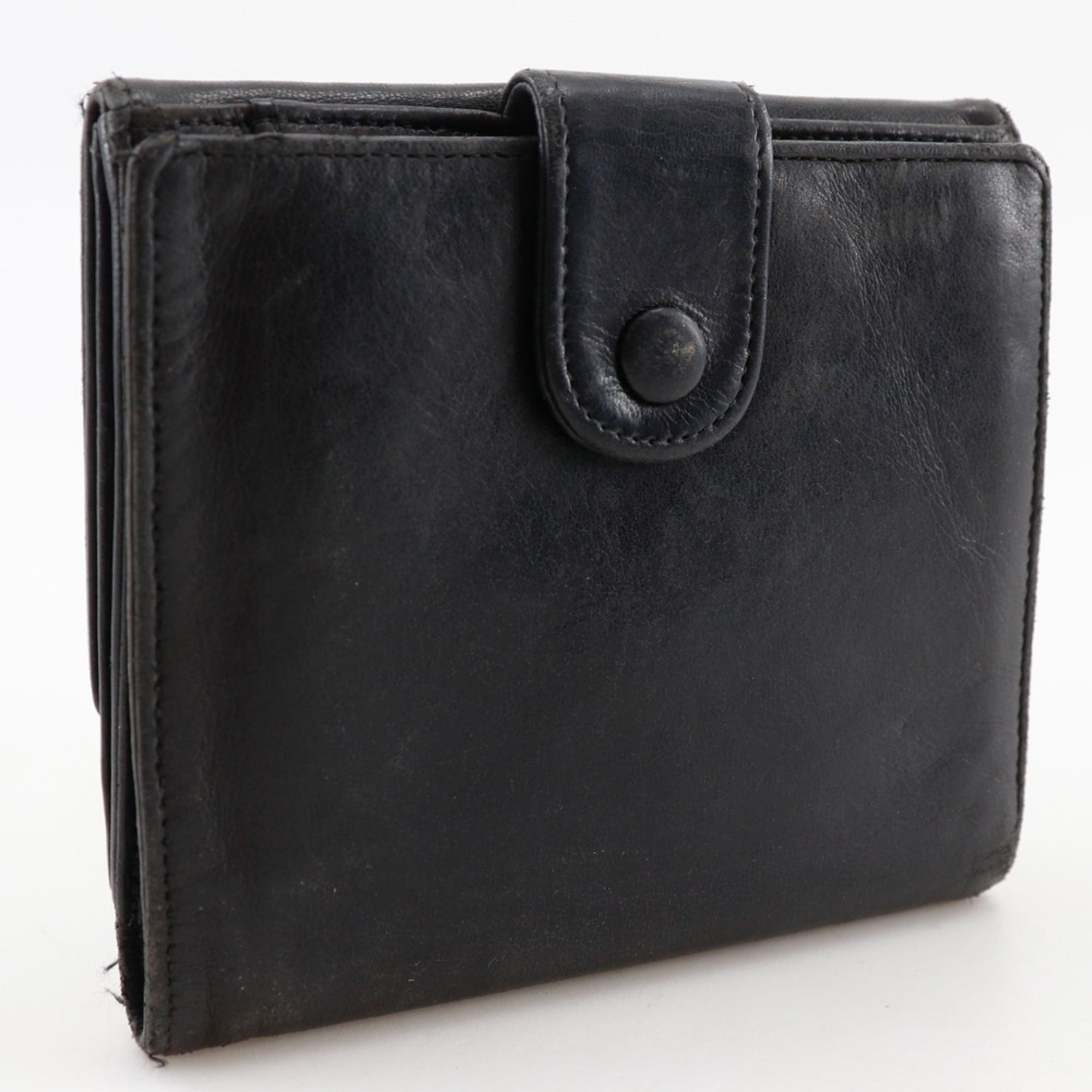Chanel Black Leather Wallet (Bi-Fold) (Pre-Owned)