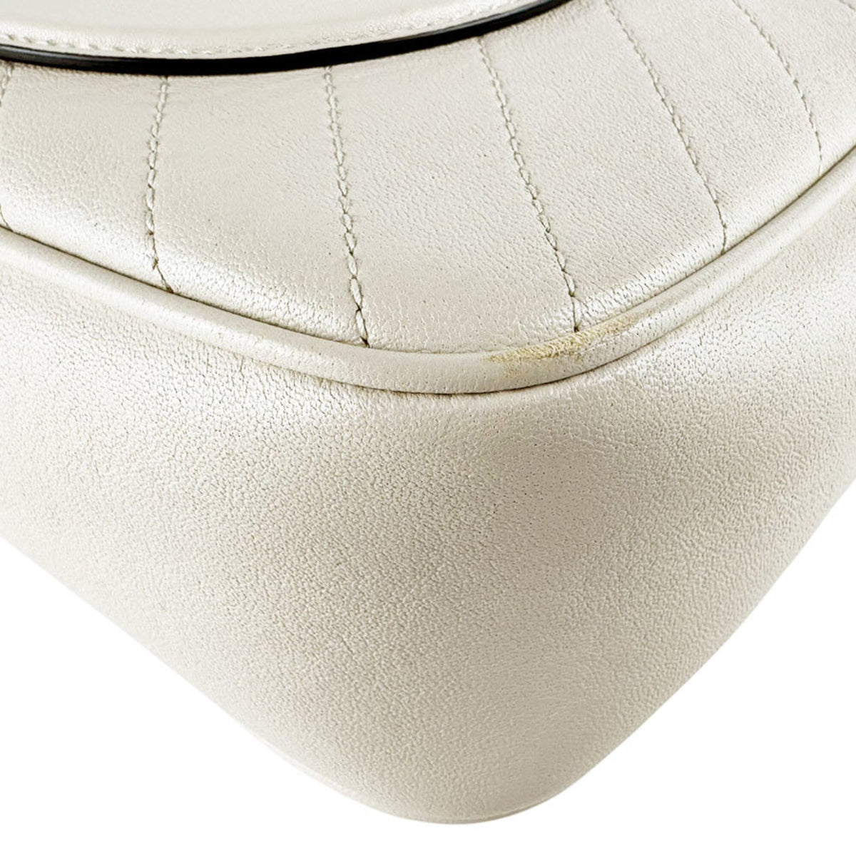 Gucci Ivory Leather Shoulder Bag (Pre-Owned)