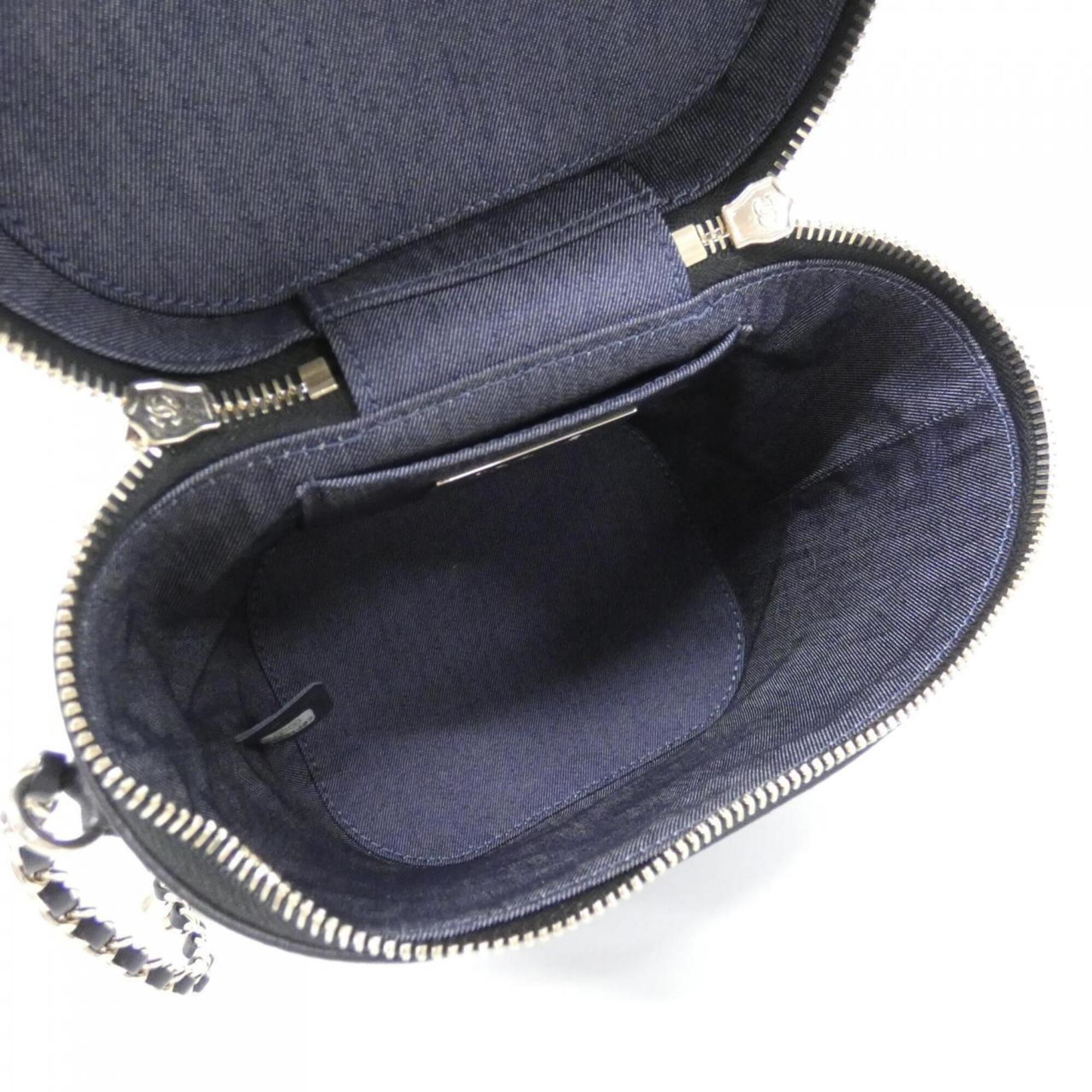 Chanel Black Handbag (Pre-Owned)