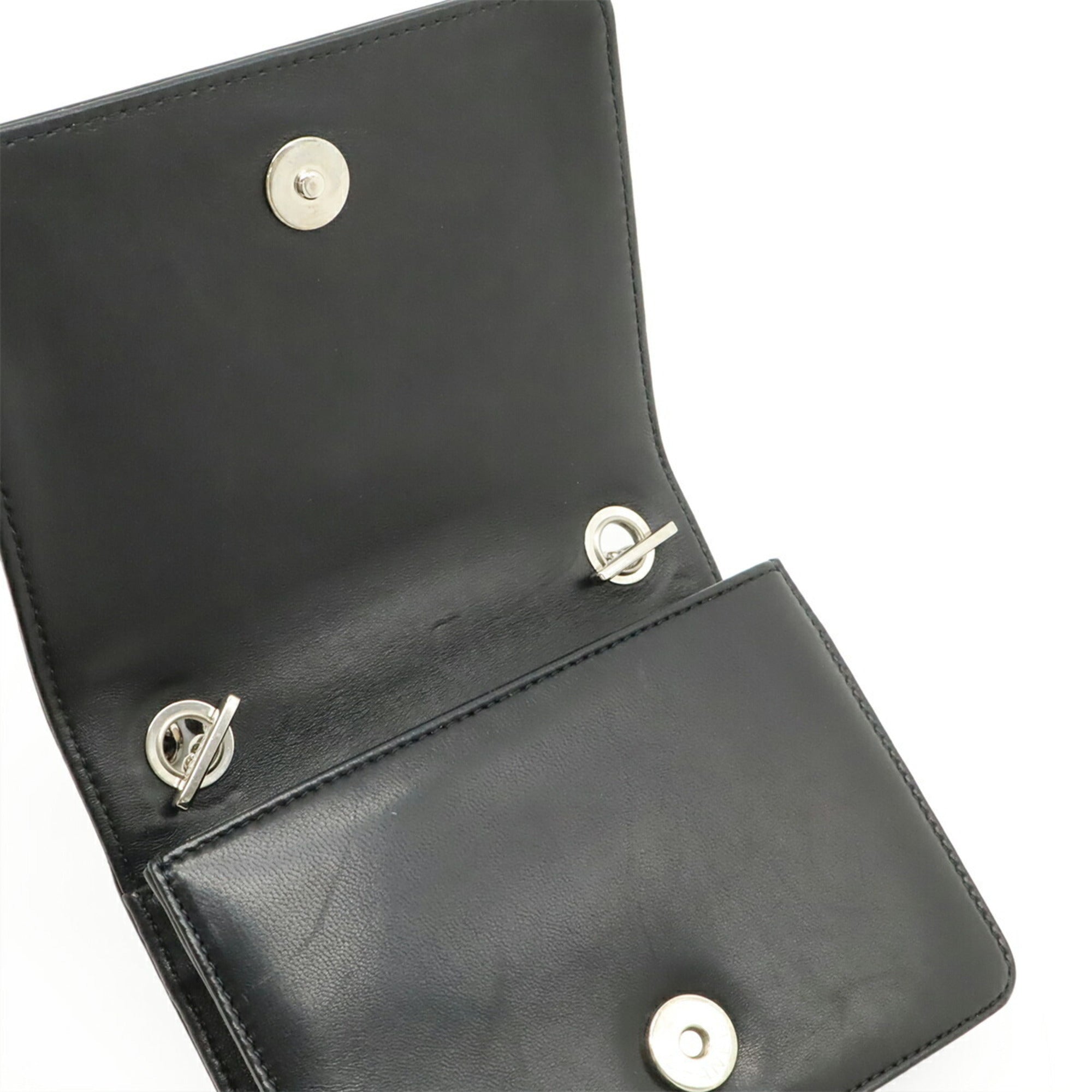 Chanel Black White Plastic Patent Leather Leather Pochette Shoulder Bag (Pre-Owned)