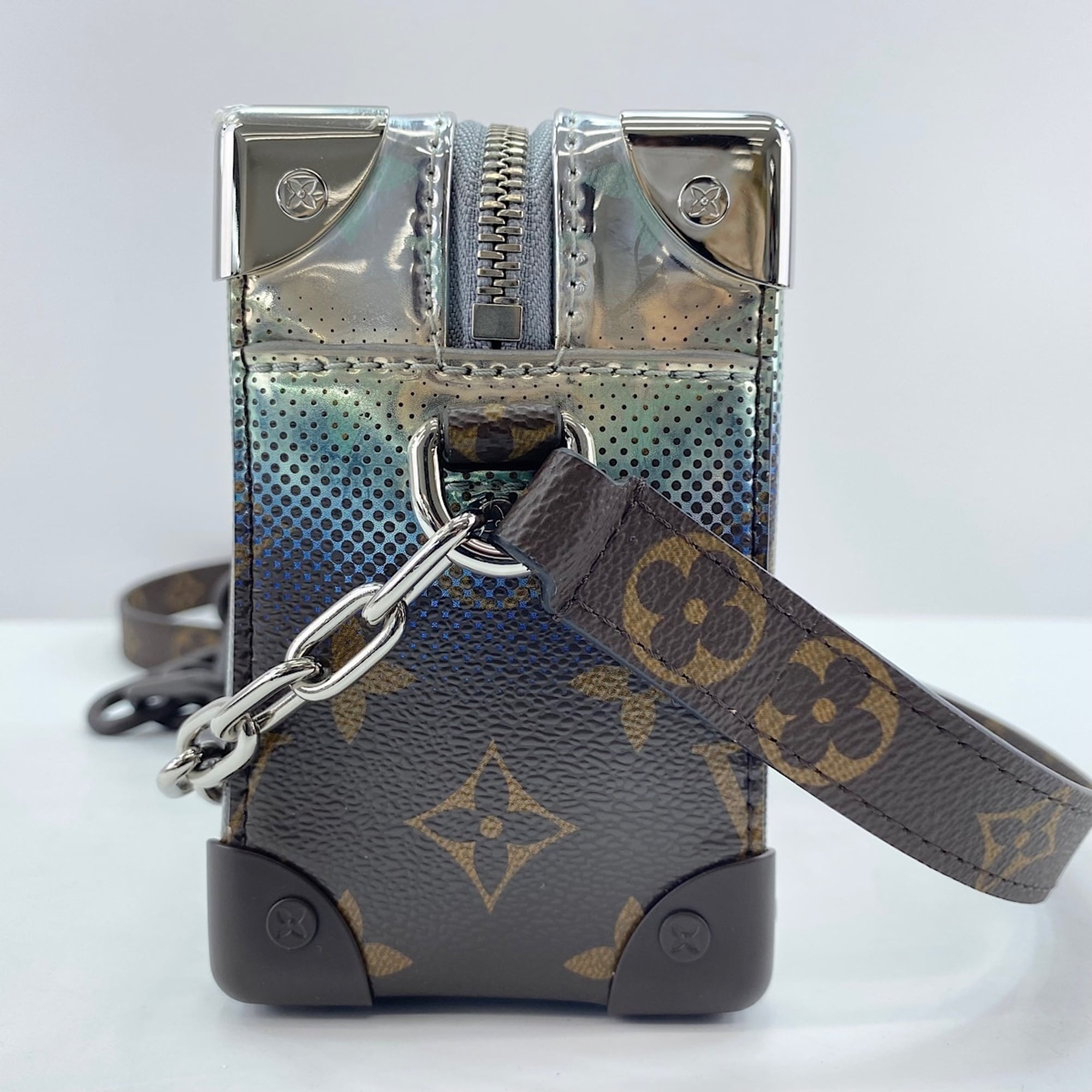 Louis Vuitton Brown Shoulder Bag (Pre-Owned)