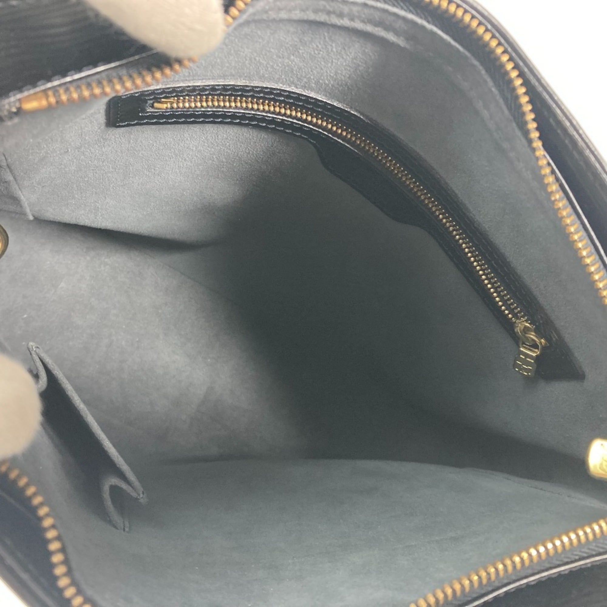 Louis Vuitton Epi Black Noir Epi Leather Shoulder Bag (Pre-Owned)