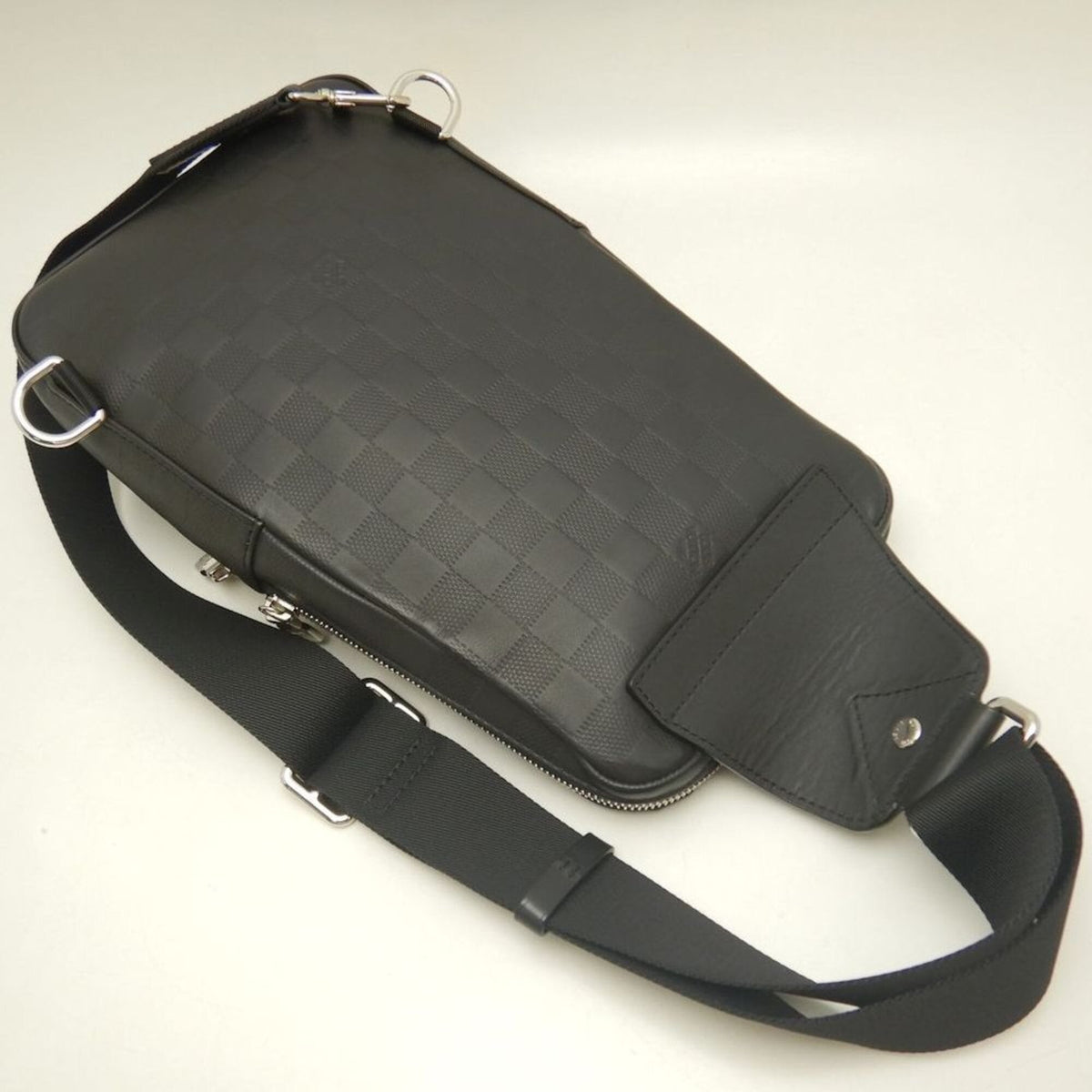 Louis Vuitton Damier Infini Onyx Damier Infini Sling Bag (Pre-Owned)