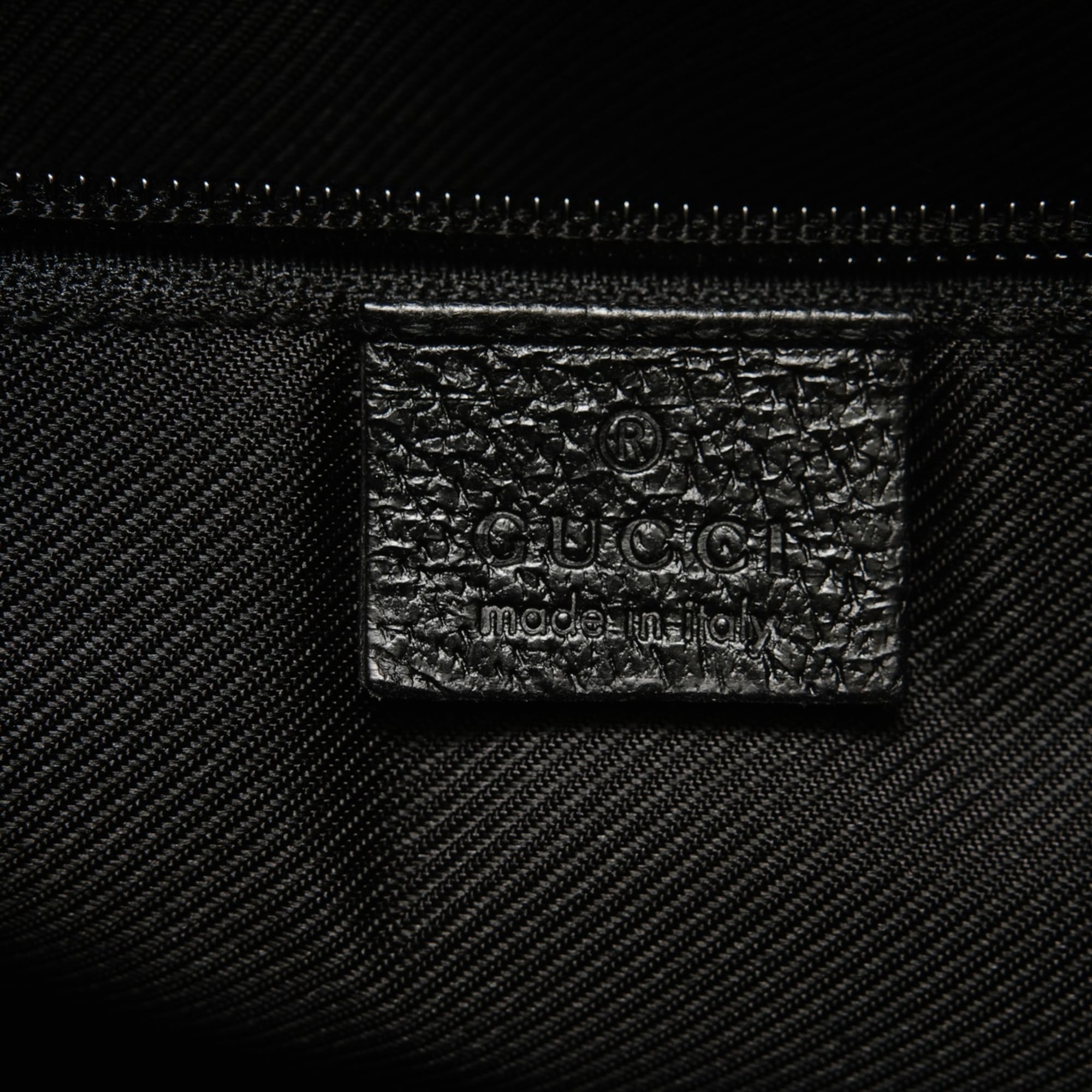 Gucci Gg Canvas Black Gg Canvas Shoulder Bag (Pre-Owned)