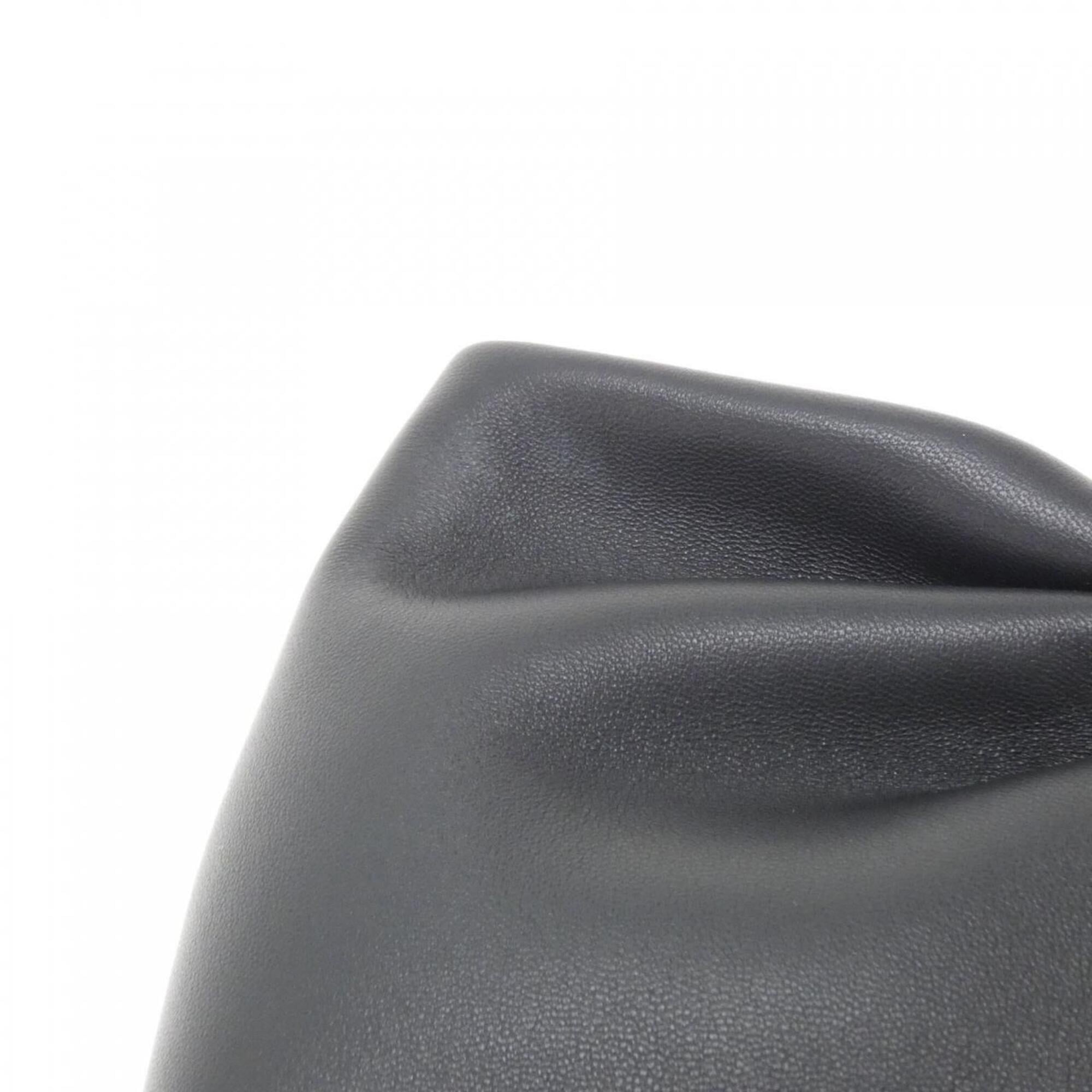 Christian Dior Black Leather Handbag (Pre-Owned)