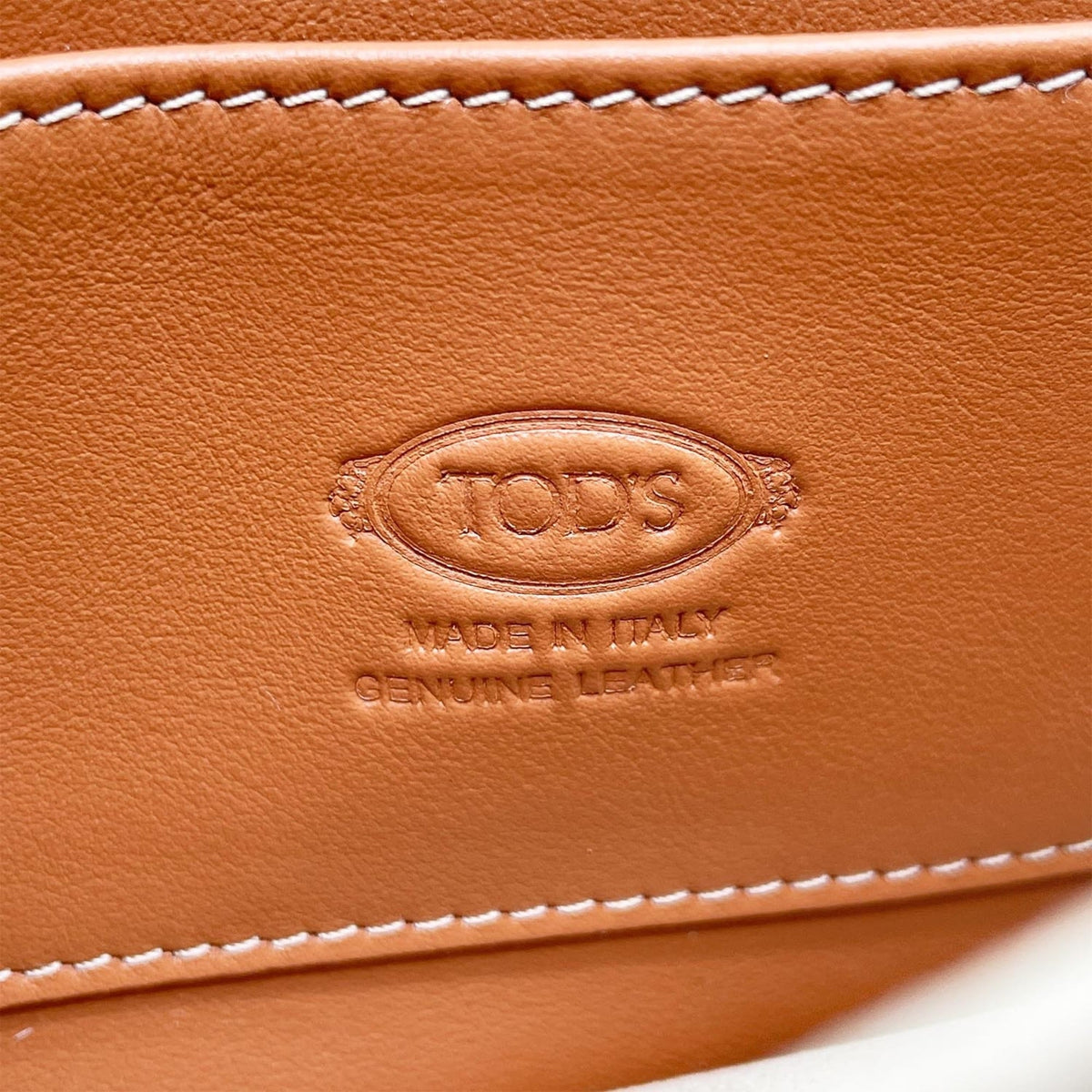Tod's Brown Gold Leather Pochette Shoulder Bag (Pre-Owned)