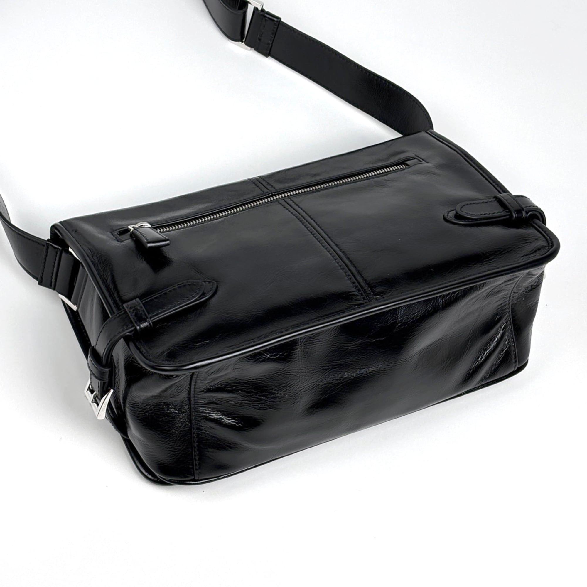 Prada Black Leather Shoulder Bag (Pre-Owned)