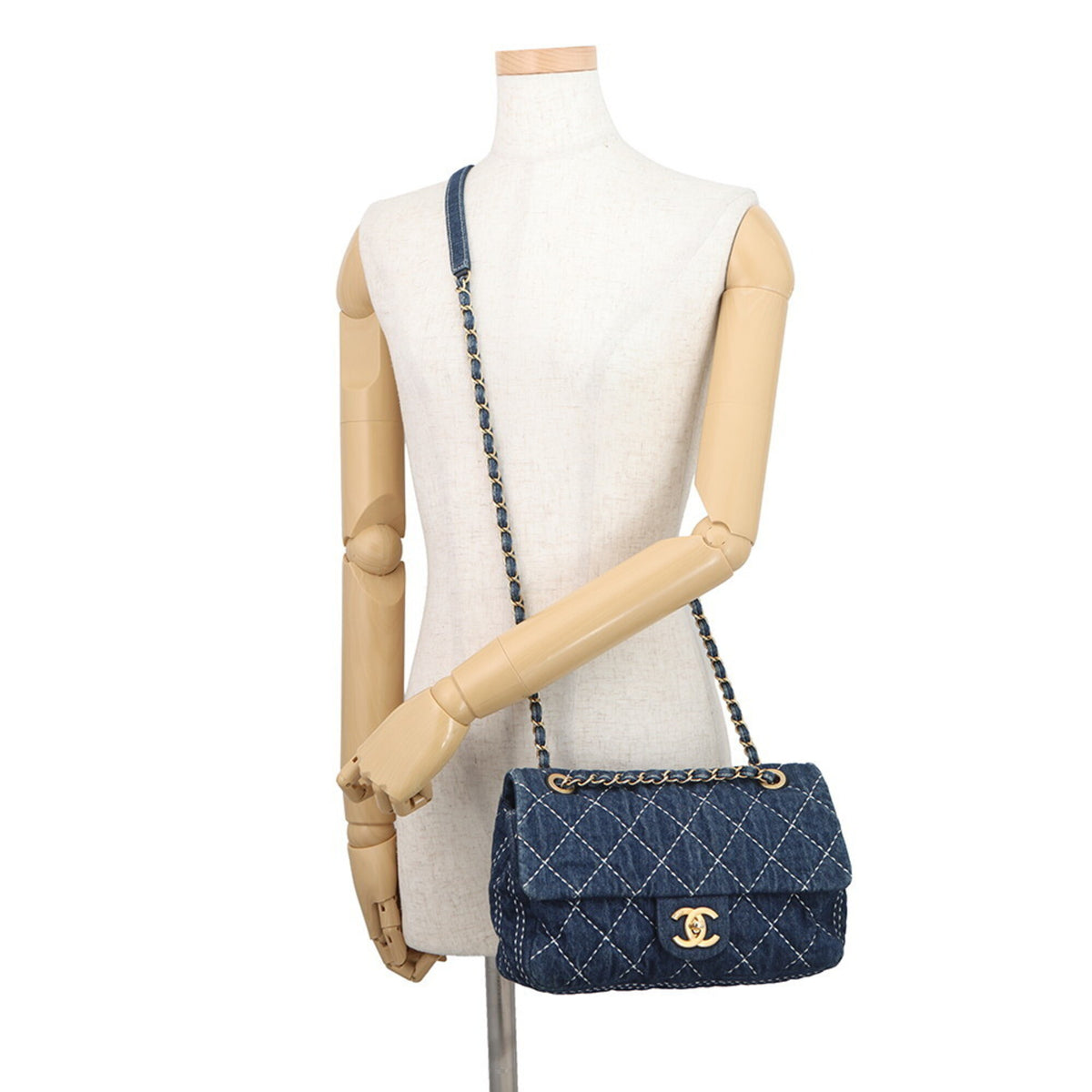 Chanel Blue Denim Handbag Shoulder Bag (Pre-Owned)