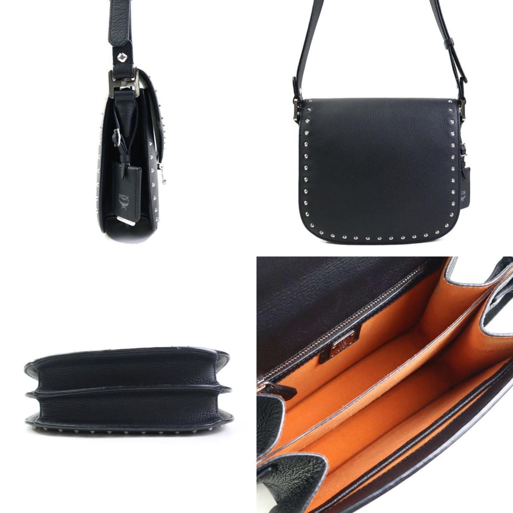 Mcm Black Leather Shoulder Bag (Pre-Owned)
