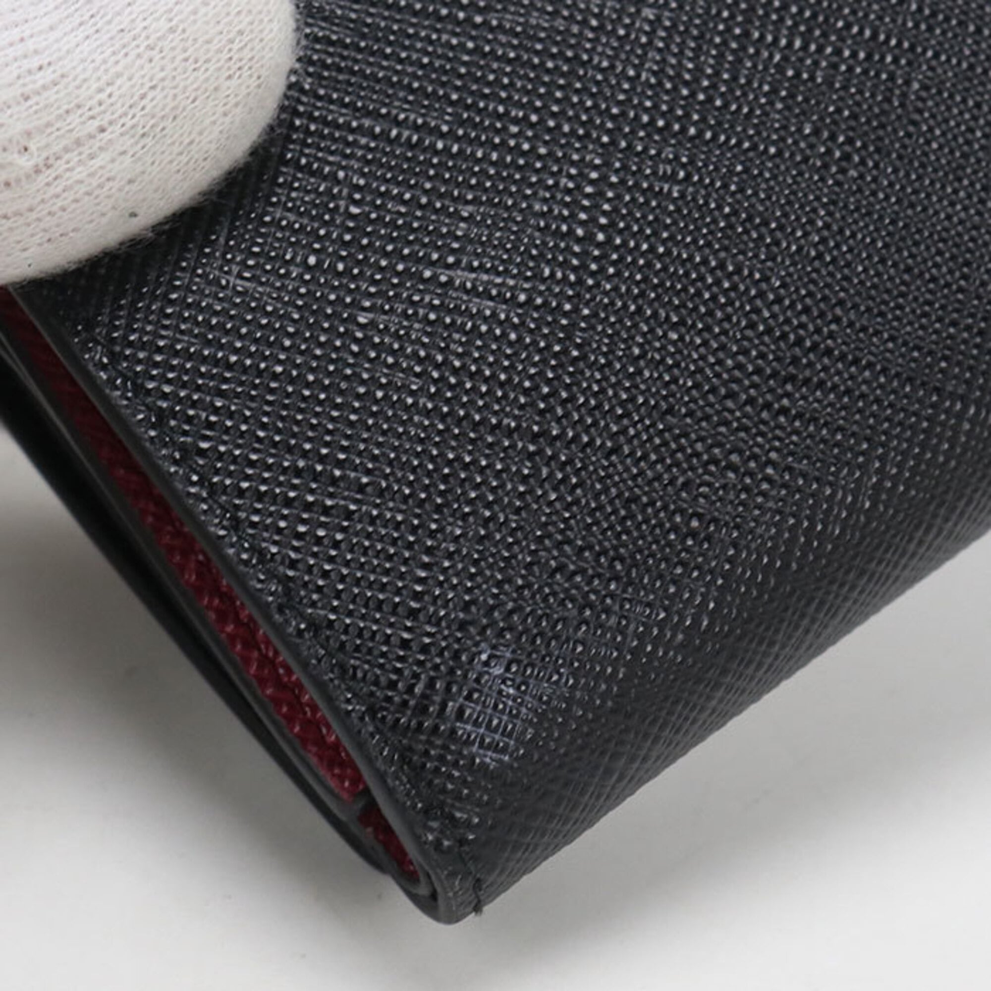 Prada Black Leather Wallet (Tri-Fold) (Pre-Owned)