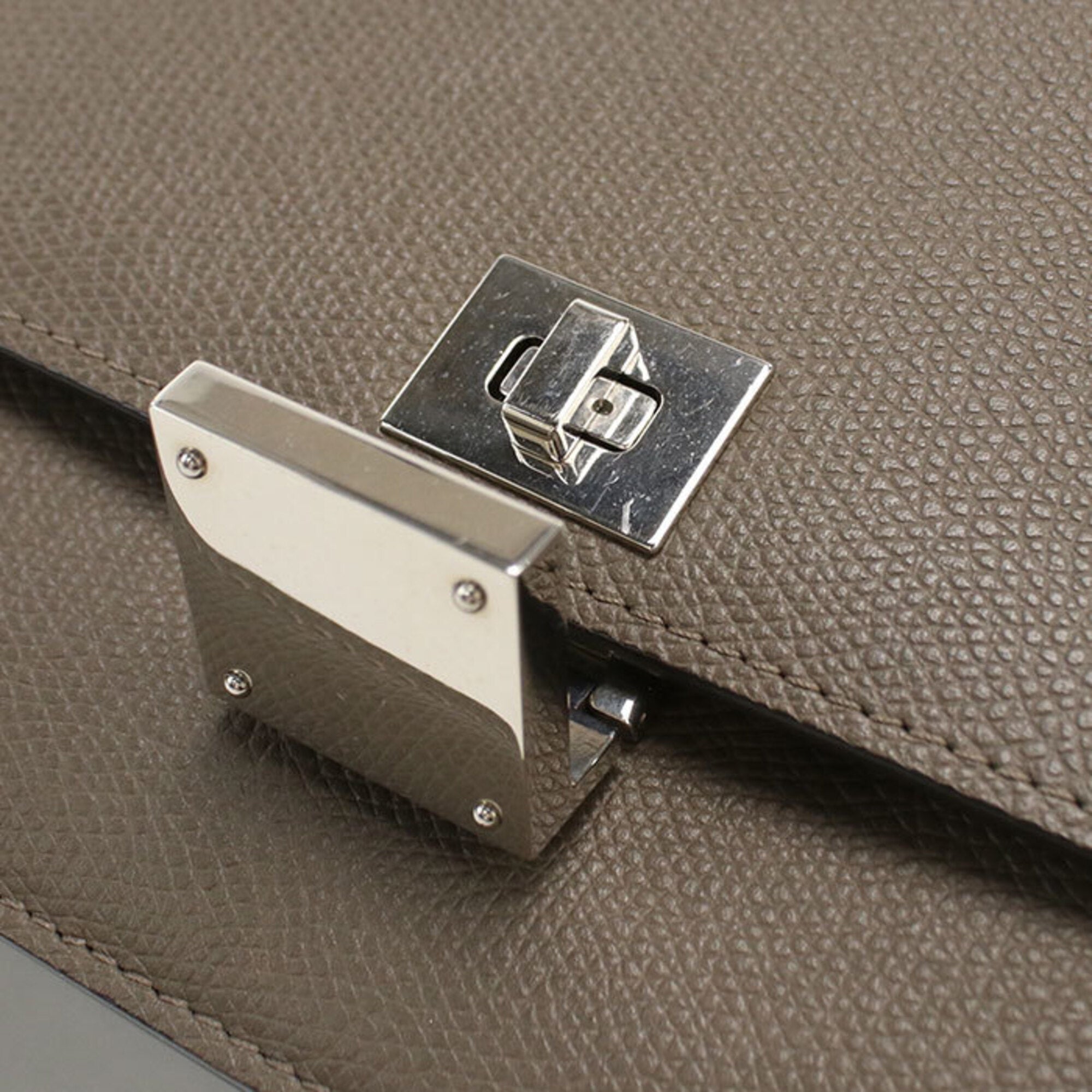 Celine Gray Leather Shoulder Bag (Pre-Owned)