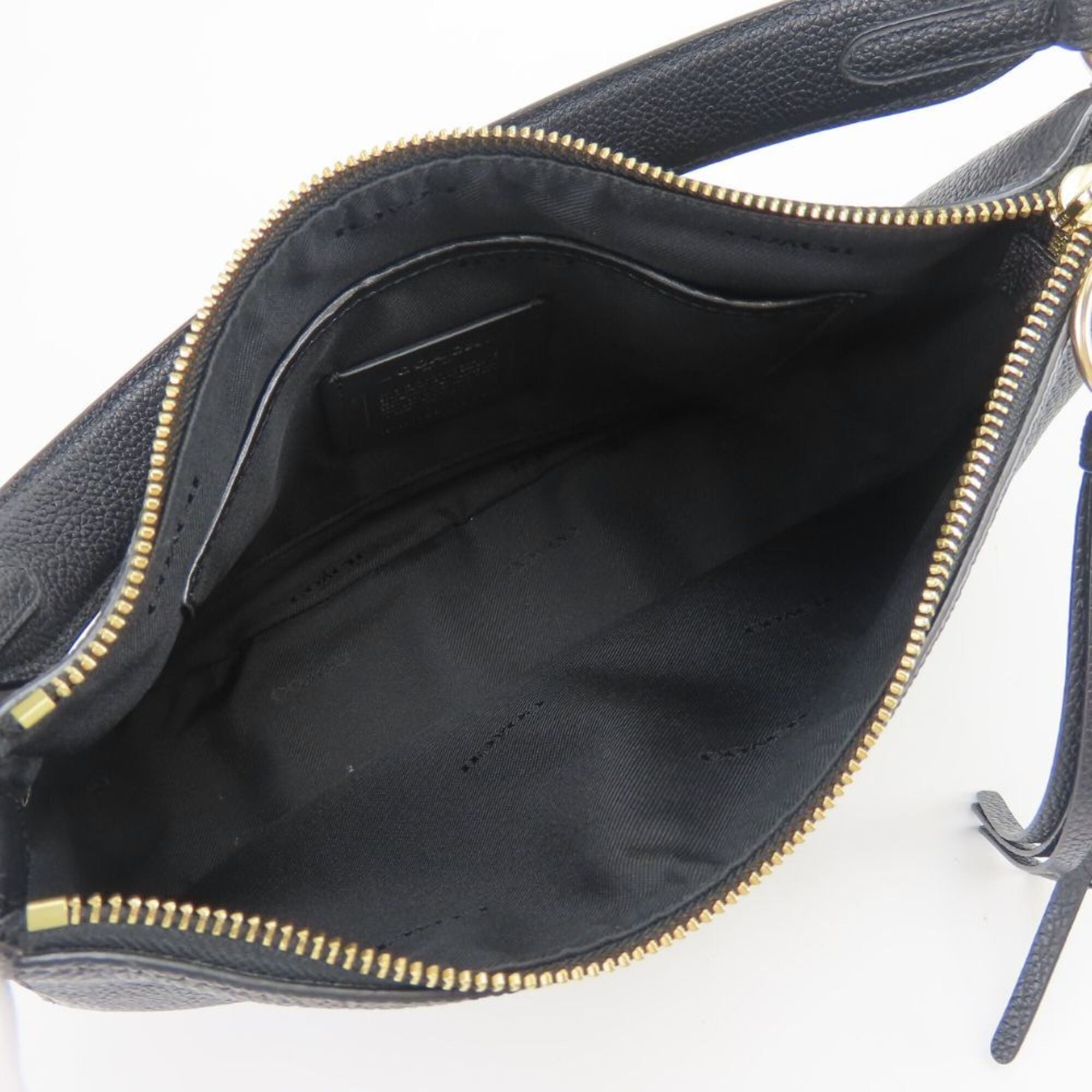 Coach Black Leather Shoulder Bag (Pre-Owned)