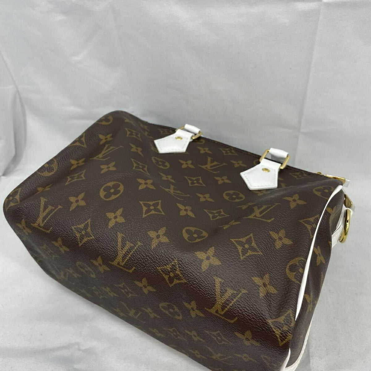 Louis Vuitton Brown Handbag (Pre-Owned)