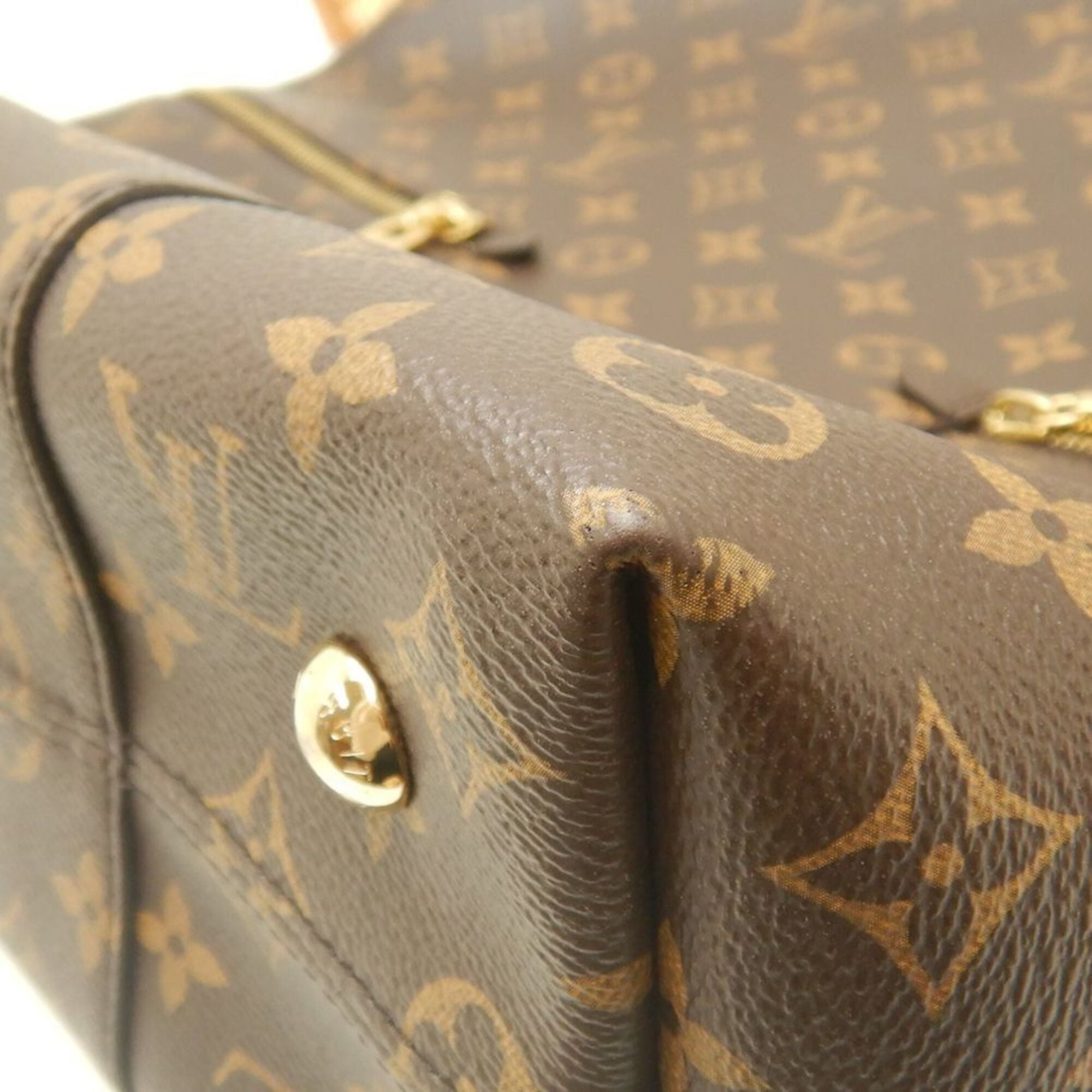 Louis Vuitton Brown Monogram Monogram Shoulder Bag (Pre-Owned)