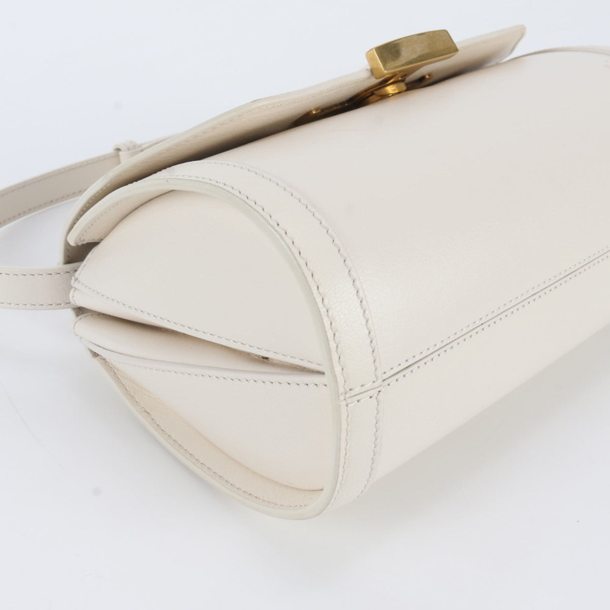 Tod's White Leather Crossbody Bag Handbag Shoulder Bag Tote Bag (Pre-Owned)