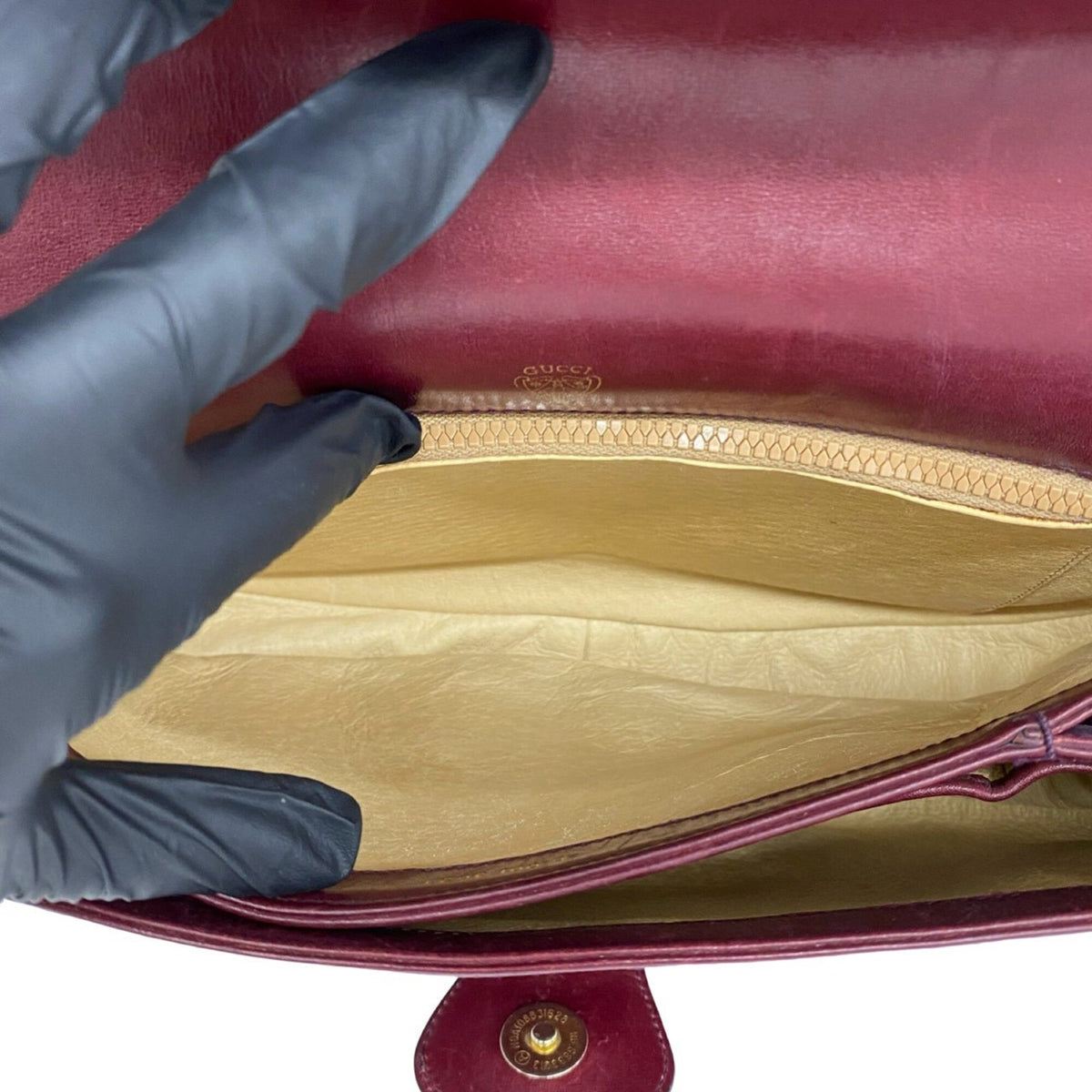 Gucci Red Color Wine Leather Pochette Shoulder Bag (Pre-Owned)