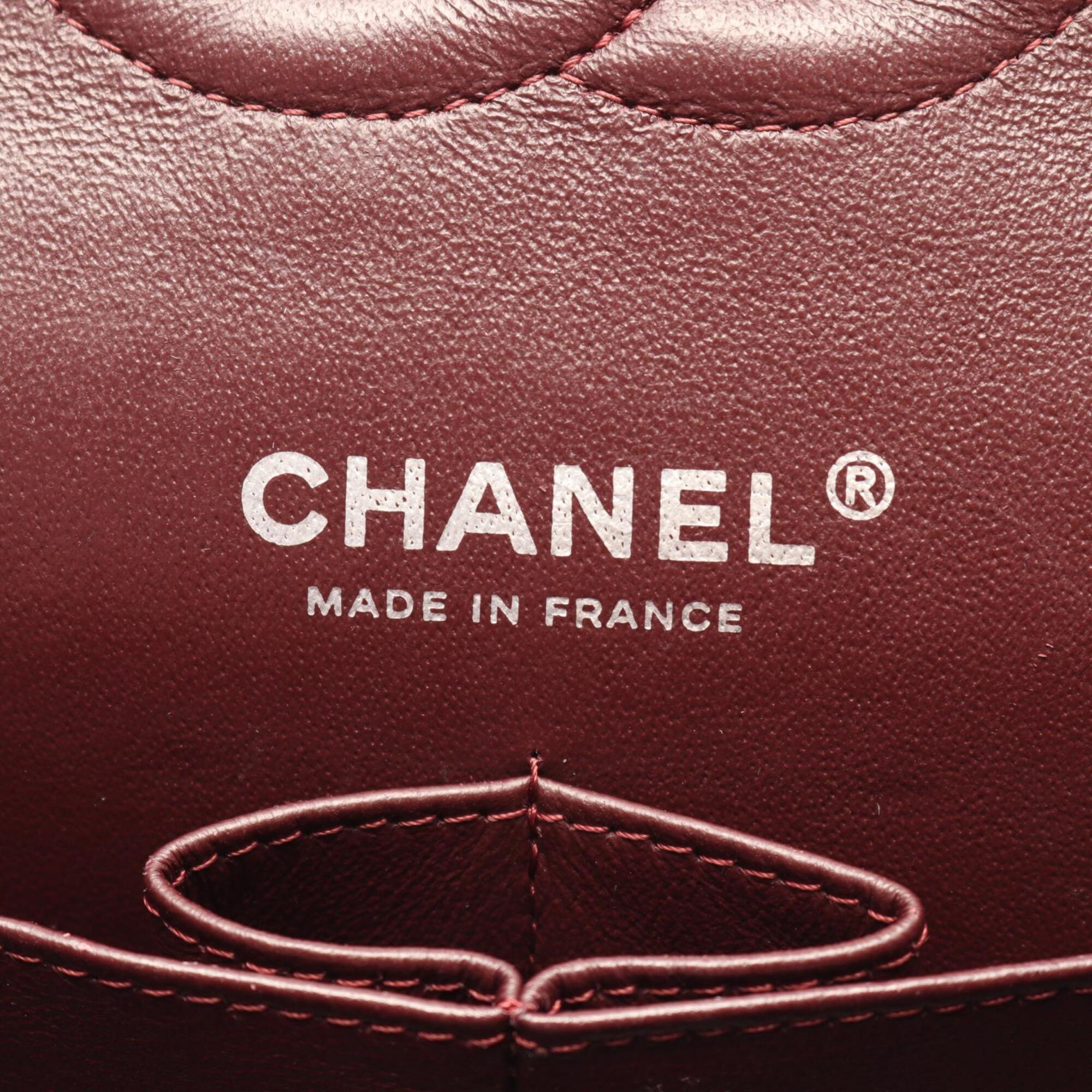 Chanel Black Grained Calfskin Handbag Shoulder Bag (Pre-Owned)