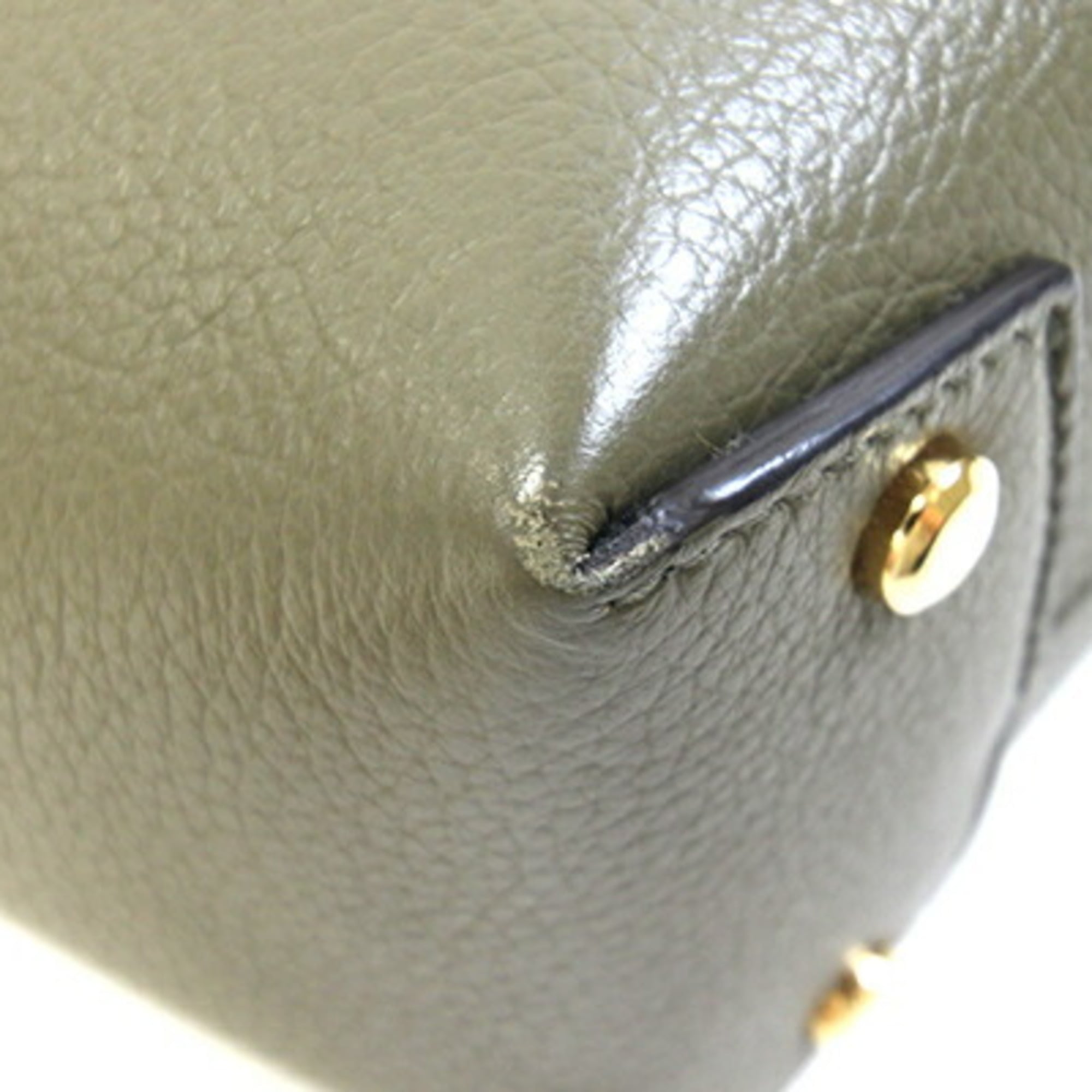 Salvatore Ferragamo Olive Leather Pochette Shoulder Bag (Pre-Owned)