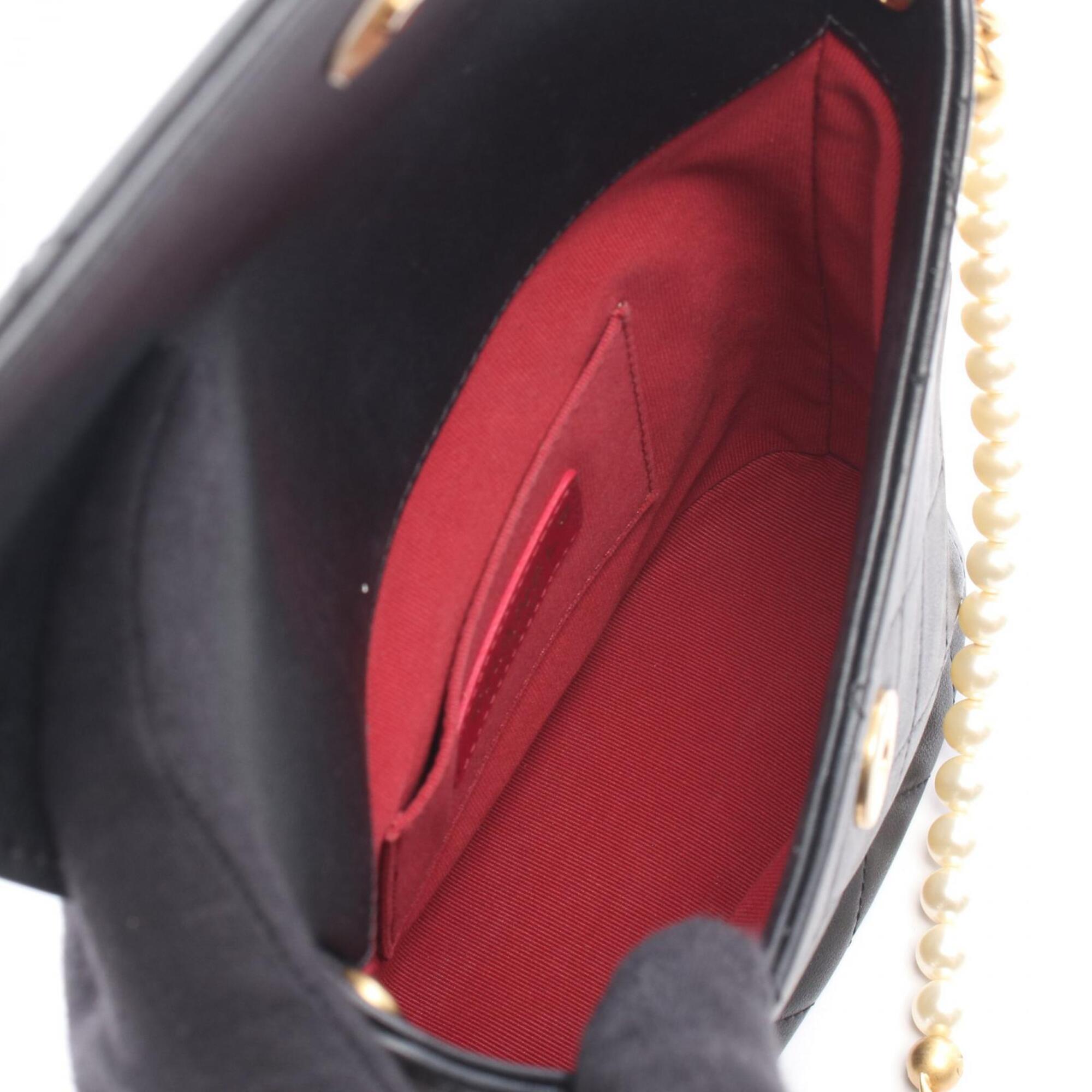 Chanel Matelasse Black Leather Handbag Shoulder Bag (Pre-Owned)