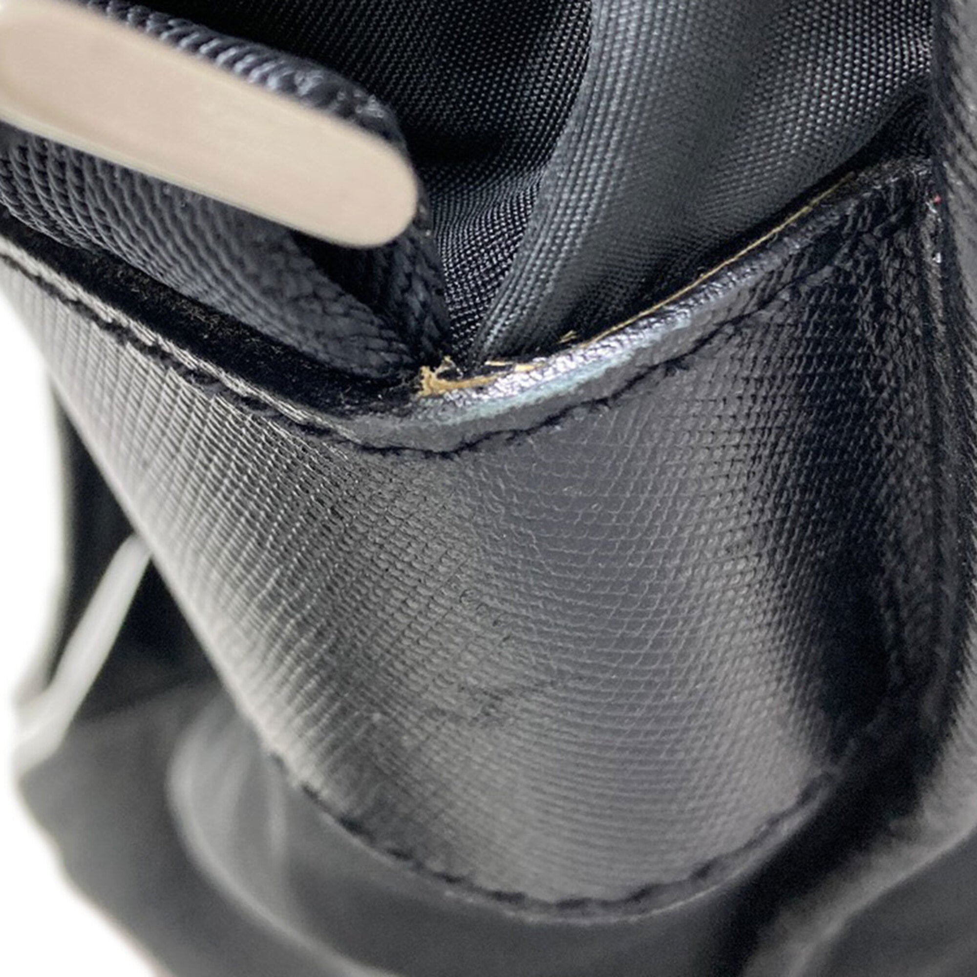 Prada Black Nylon Shoulder Bag (Pre-Owned)
