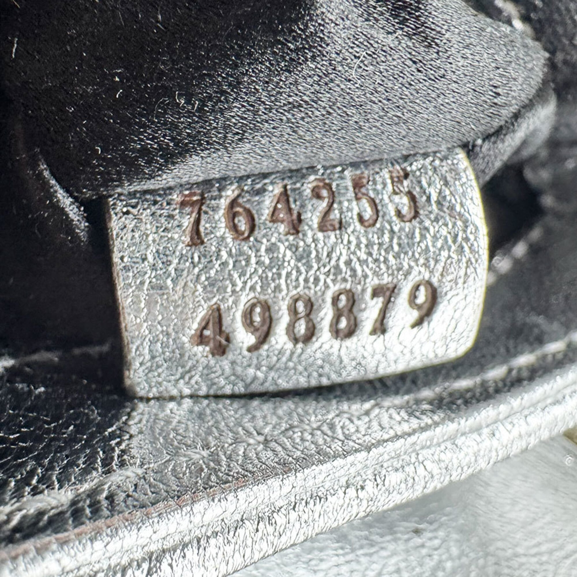 Gucci Silver Leather Shoulder Bag (Pre-Owned)