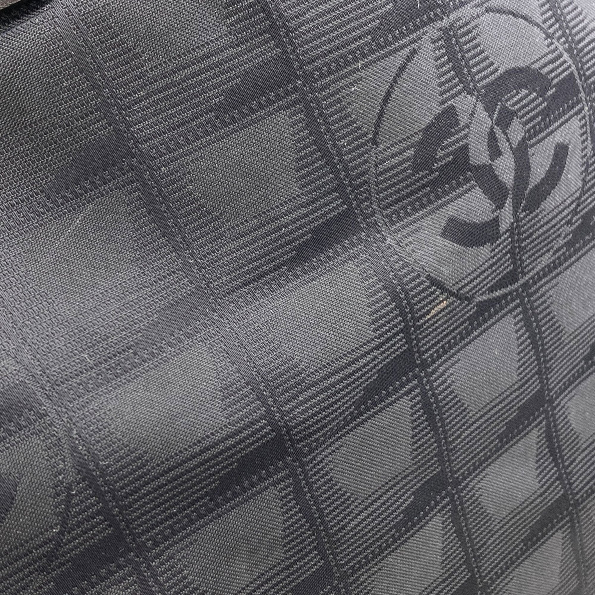 Chanel Black Nylon Tote Bag (Pre-Owned)