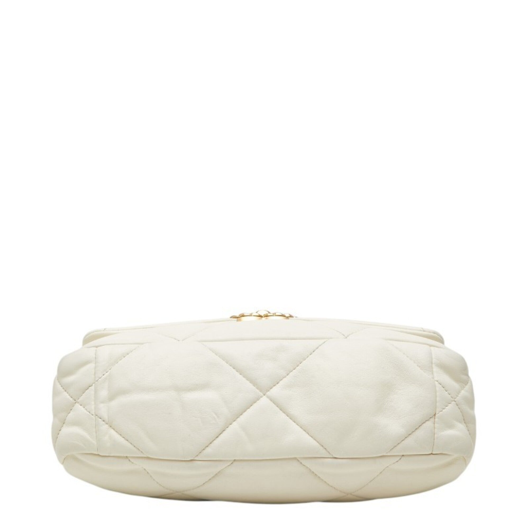 Chanel White Shoulder Bag (Pre-Owned)