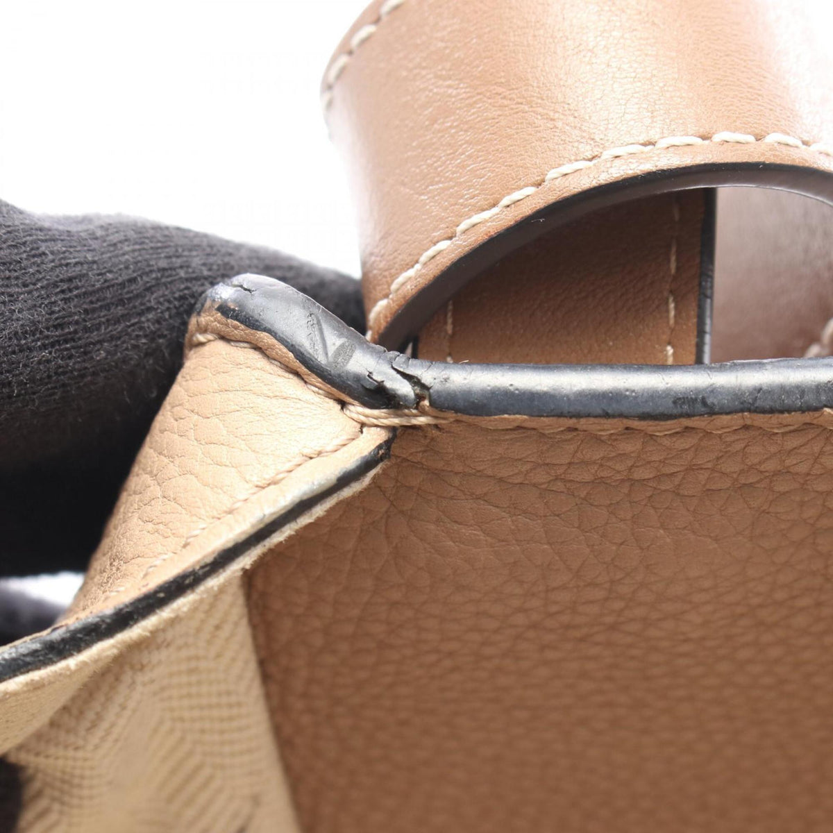 Loewe Beige Brown Leather Handbag (Pre-Owned)