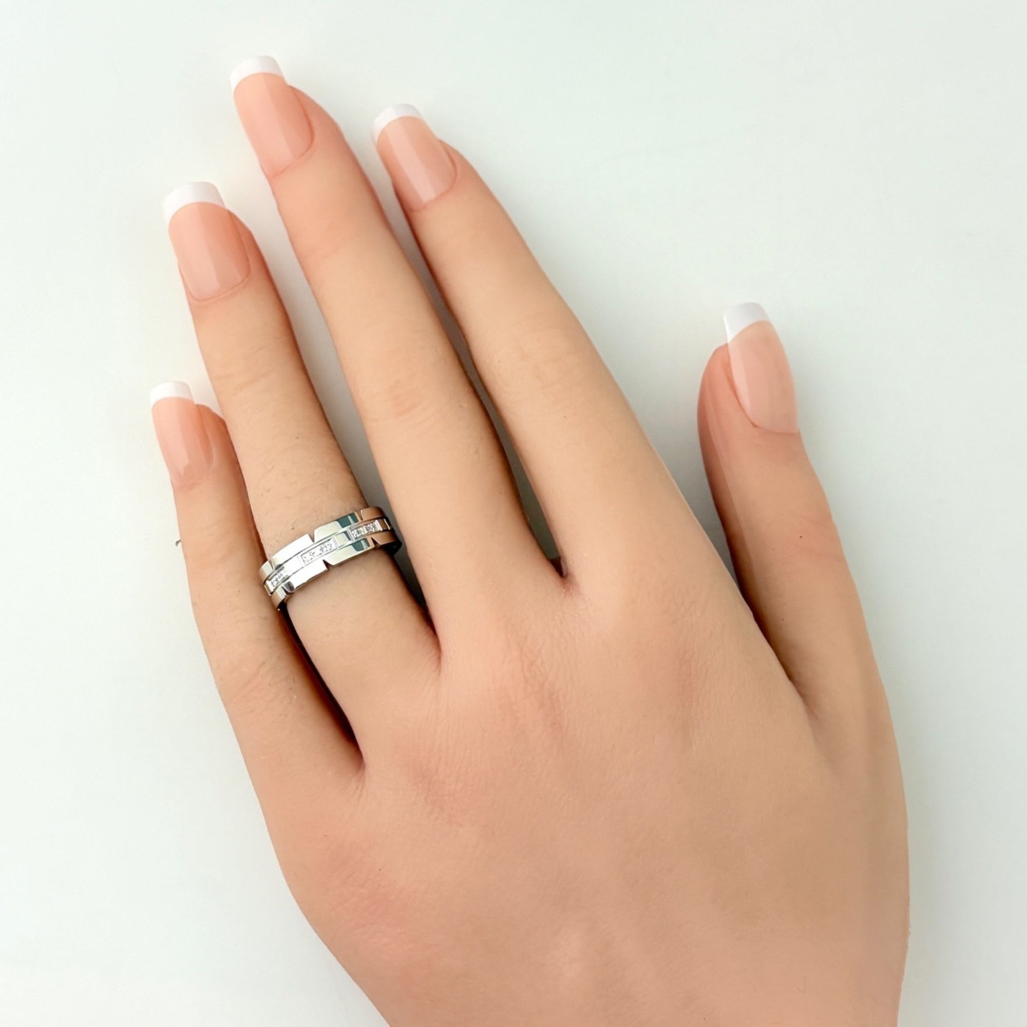 Cartier Silver Band Ring (Pre-Owned)