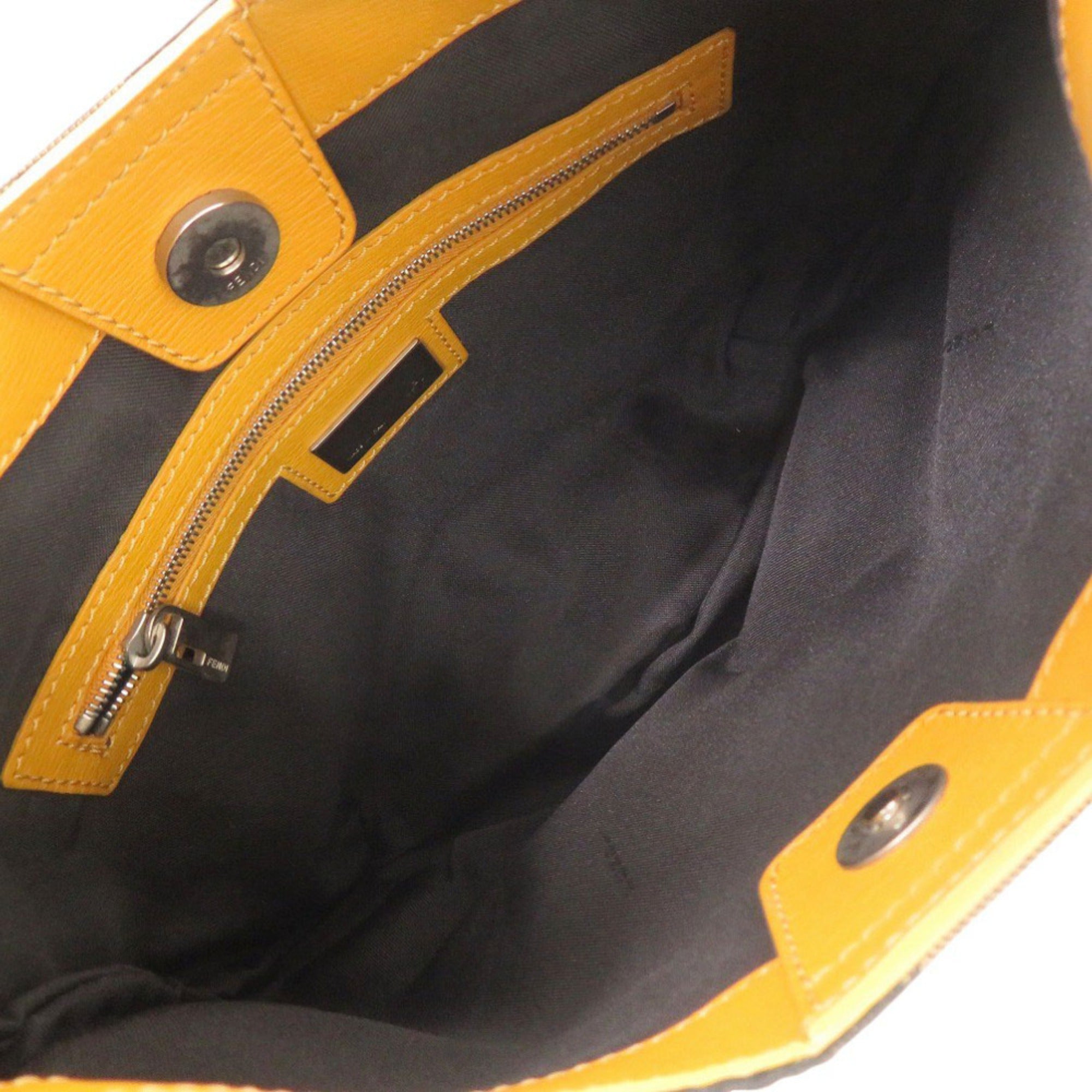 Fendi Brown Canvas Shoulder Bag (Pre-Owned)