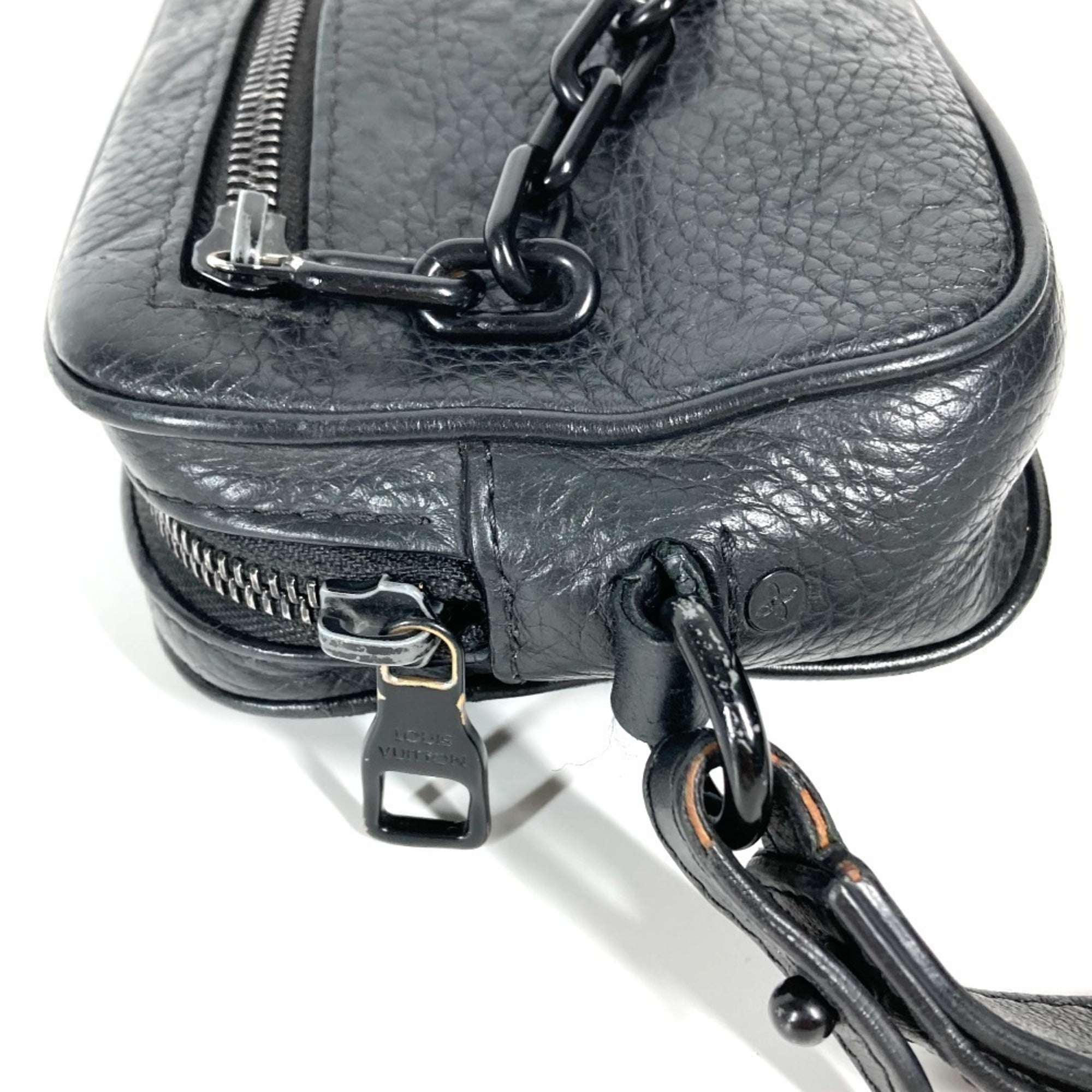 Louis Vuitton Black Noir Leather Clutch Bag Pouch (Pre-Owned)