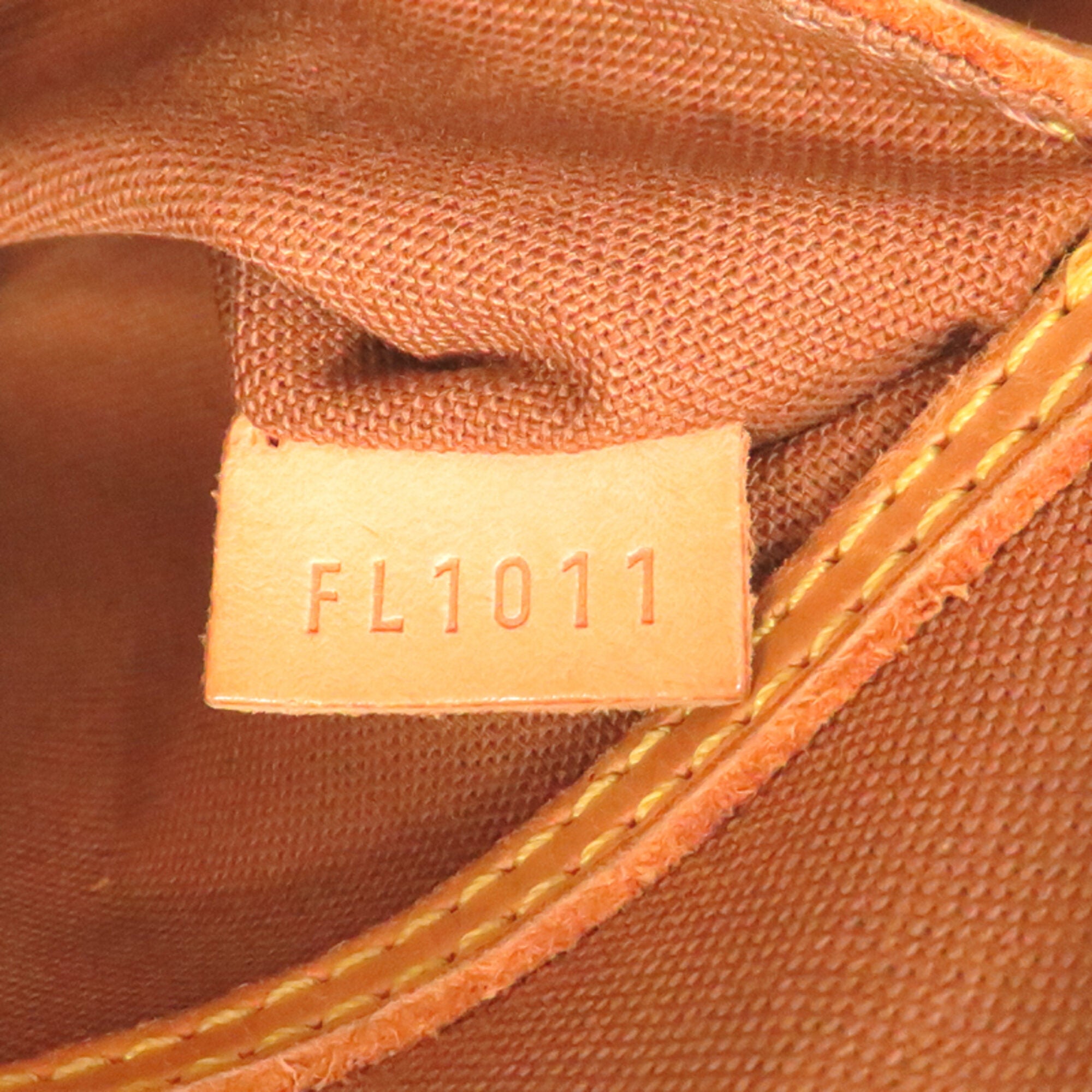Louis Vuitton Brown Monogram Handbag (Pre-Owned)