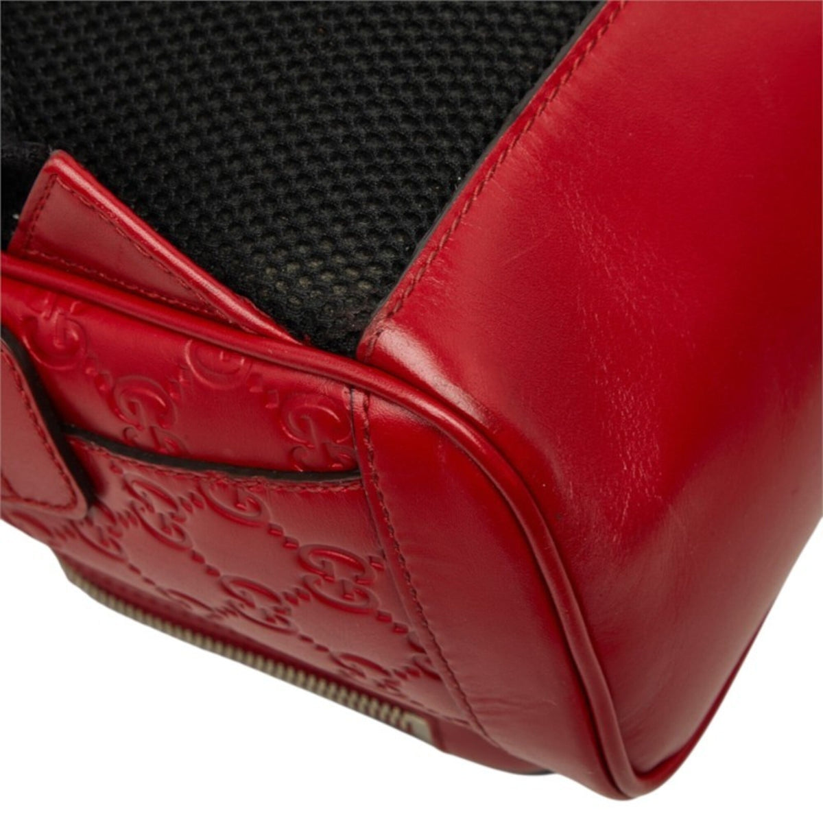 Gucci Red Color Leather Backpack (Pre-Owned)