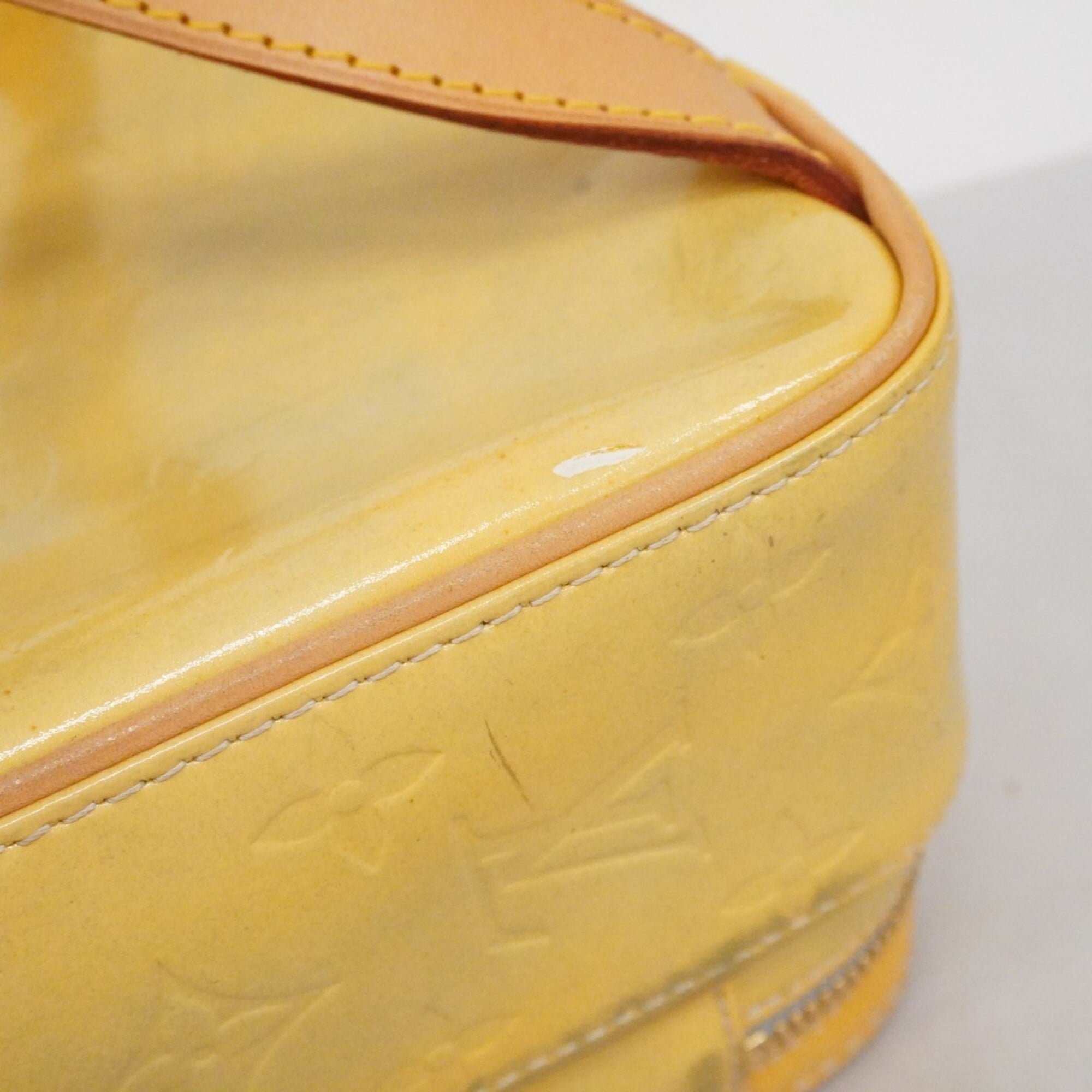 Louis Vuitton Gris Backpack (Pre-Owned)