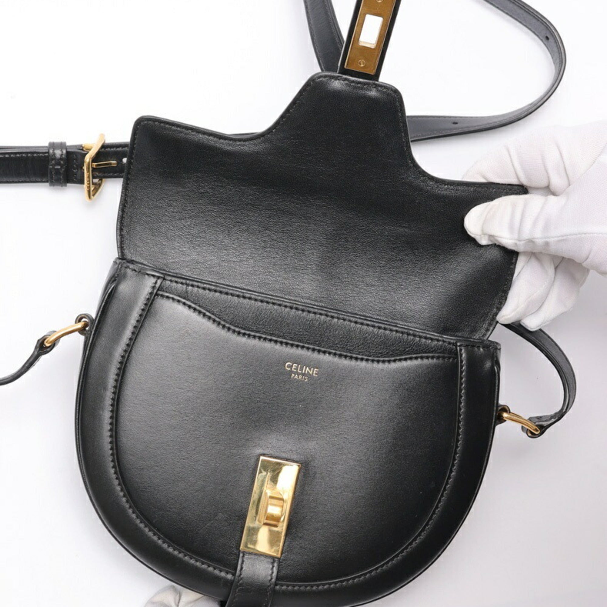 Celine Black Leather Shoulder Bag (Pre-Owned)