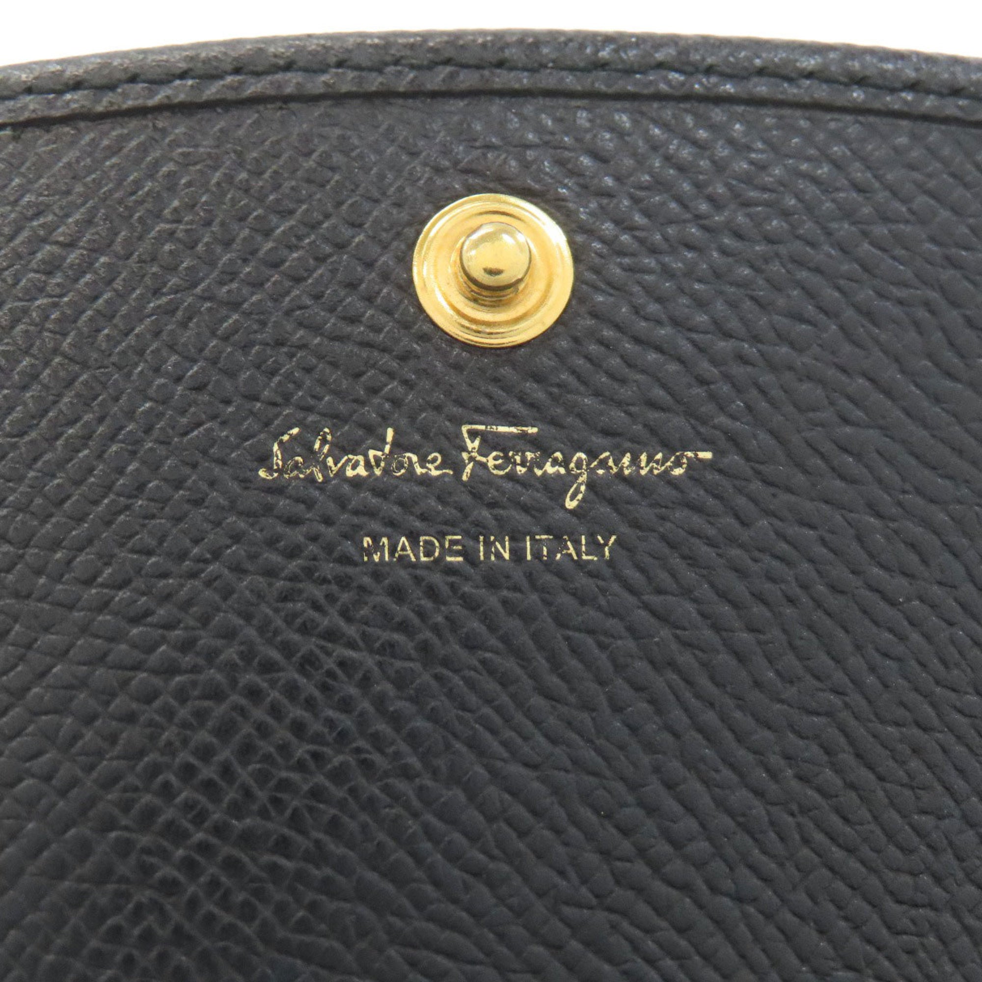 Salvatore Ferragamo Black Leather Long Wallet (Bi-Fold) (Pre-Owned)