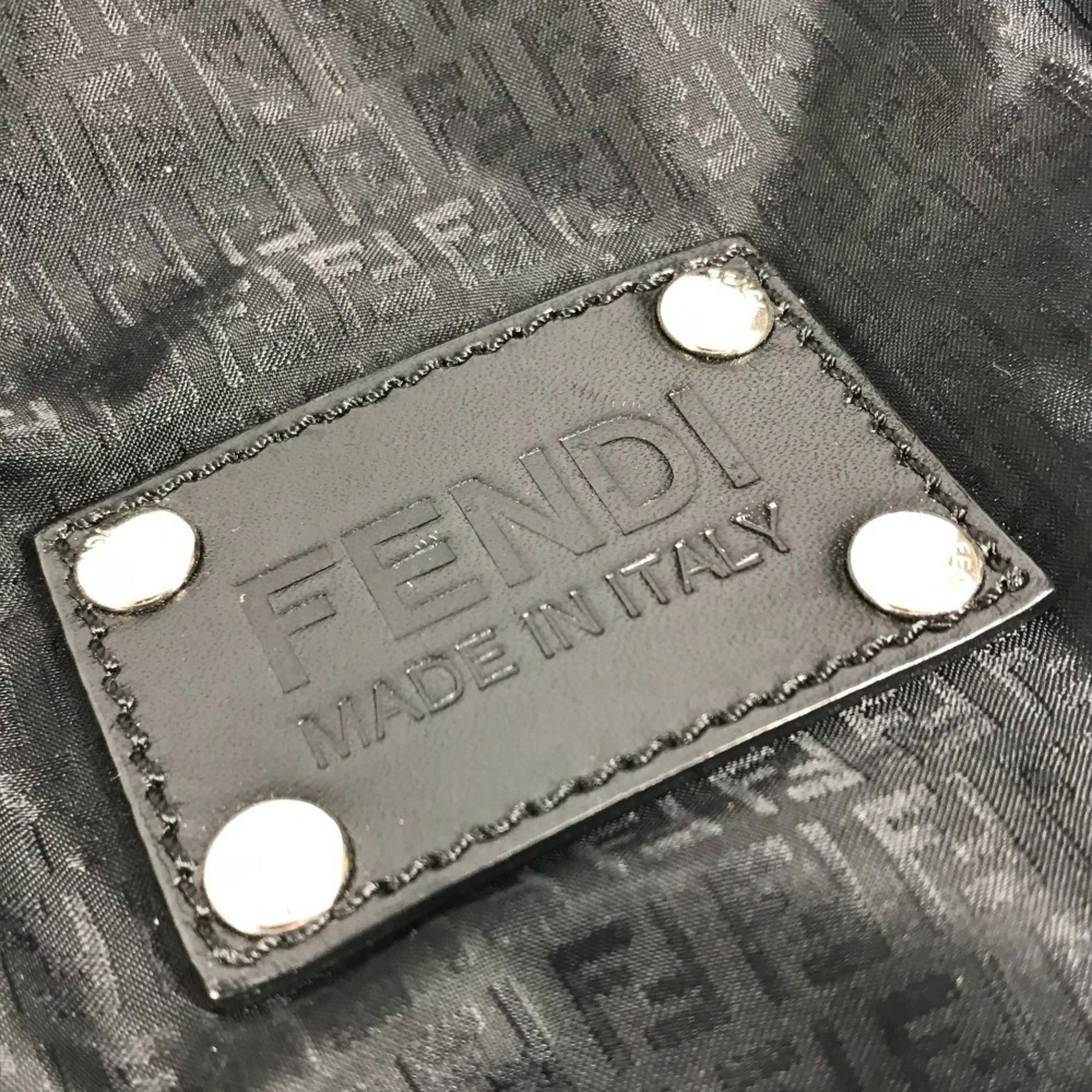 Fendi Black Leather Nylon Messenger Bag Shoulder Bag (Pre-Owned)