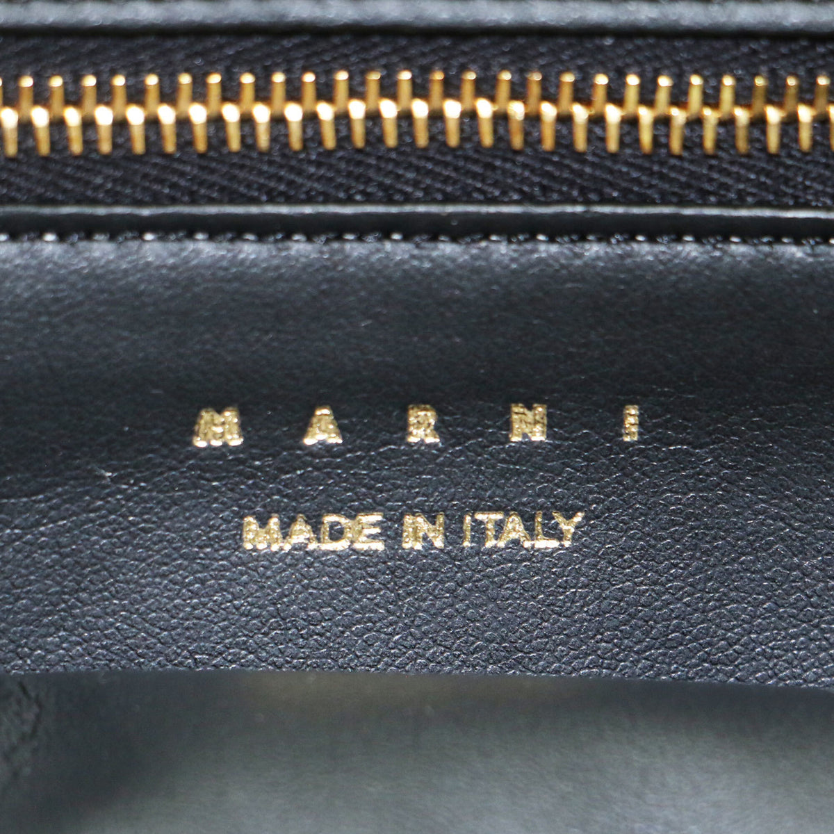 Marni Grayish Leather Pochette (Pre-Owned)